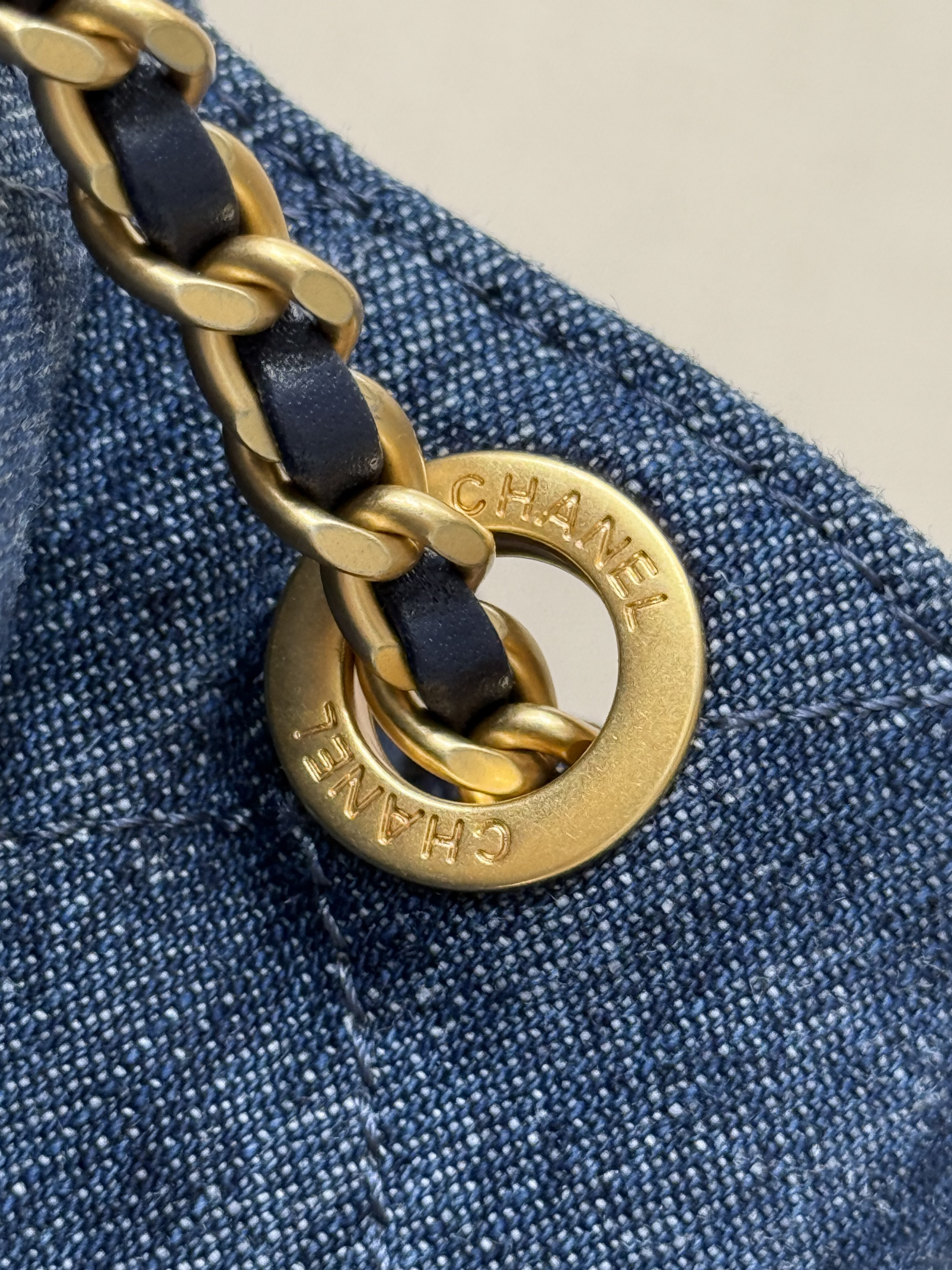 Drawstring Bucket Backpack（Dark Denim Blue） - Mocuir