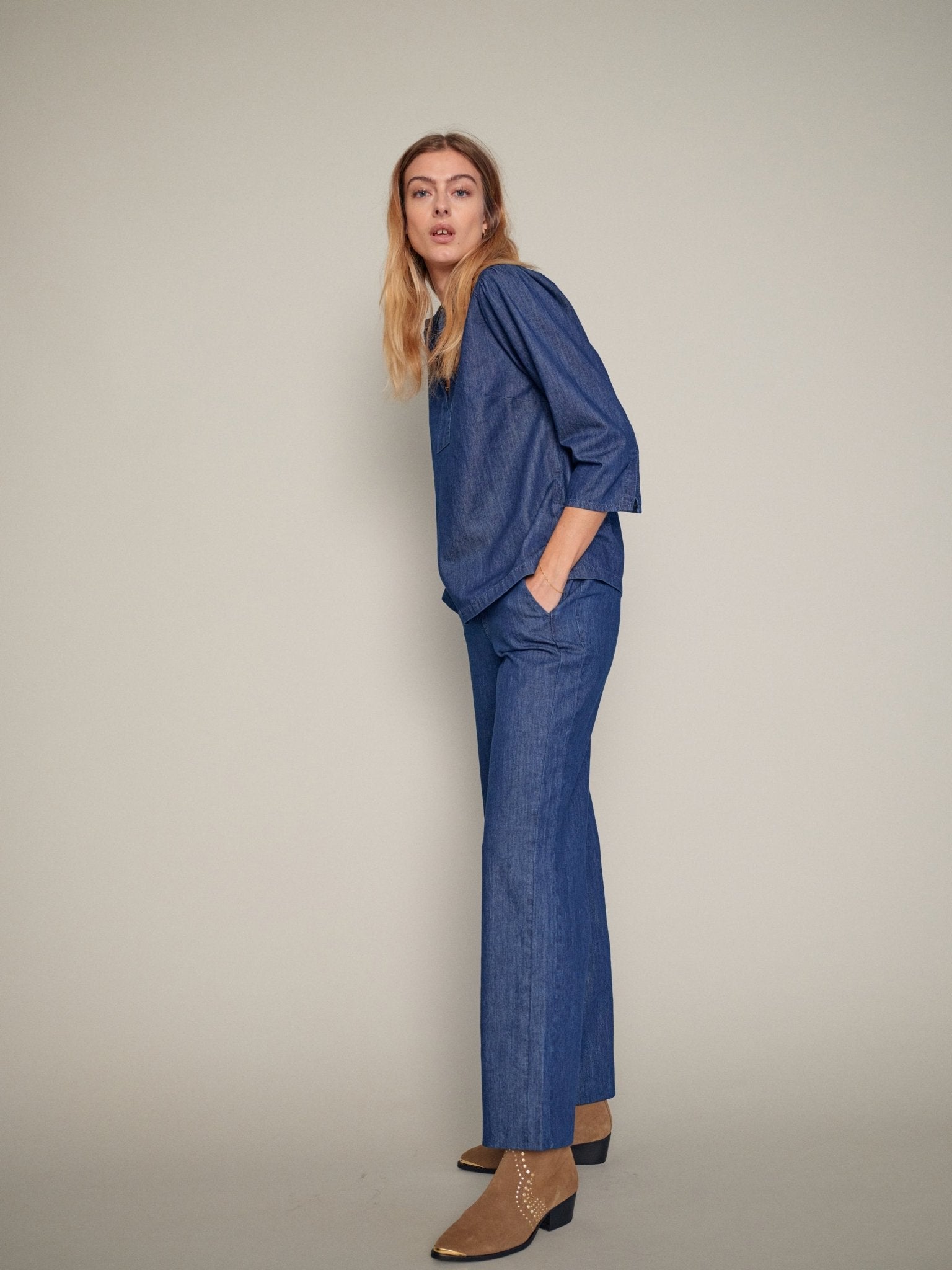 Cloud Soft Wide-Leg Denim‌