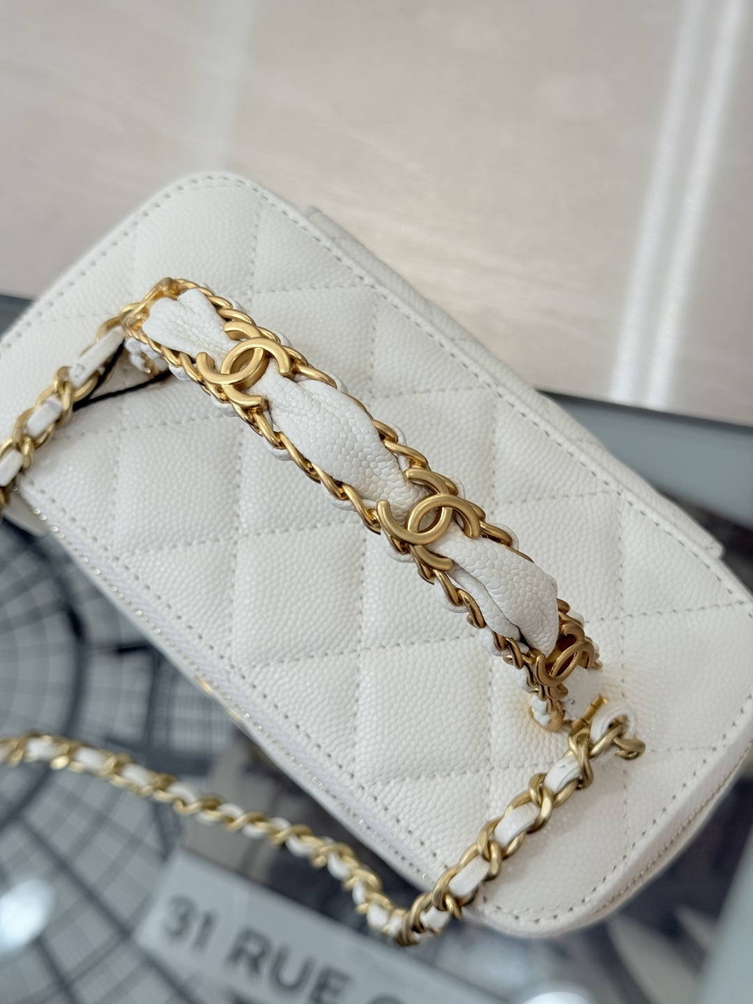 Vanity Case with Handle（White） - Mocuir