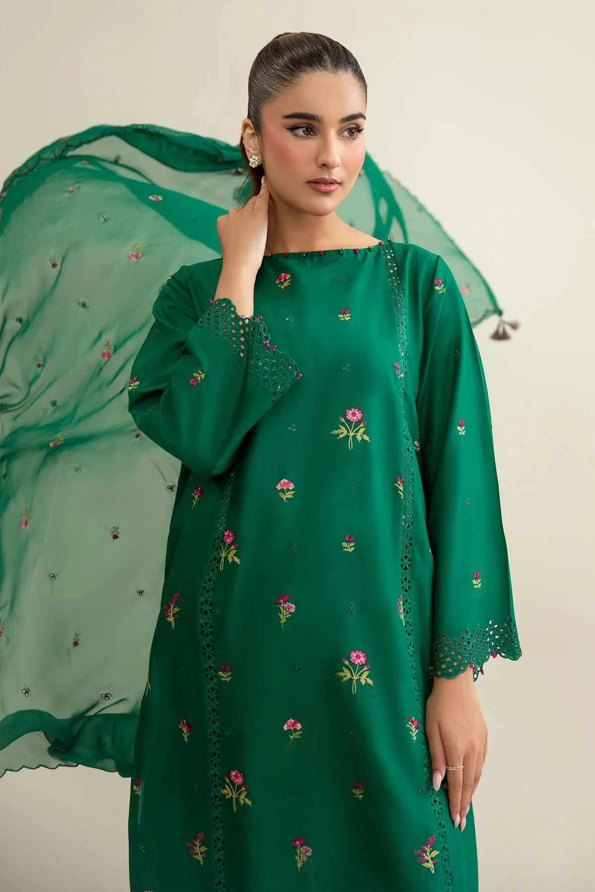LAWN | EMBROIDERED