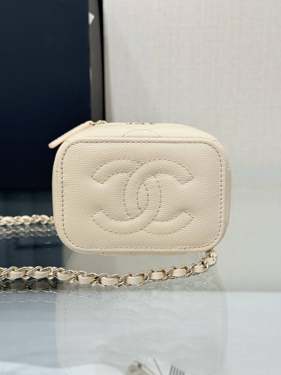 Mini Top Handle Vanity Case (AS5993) in Beige Quilted Grained Calfskin (Caviar) with Antique Gold-Tone Hardware - Mocuir