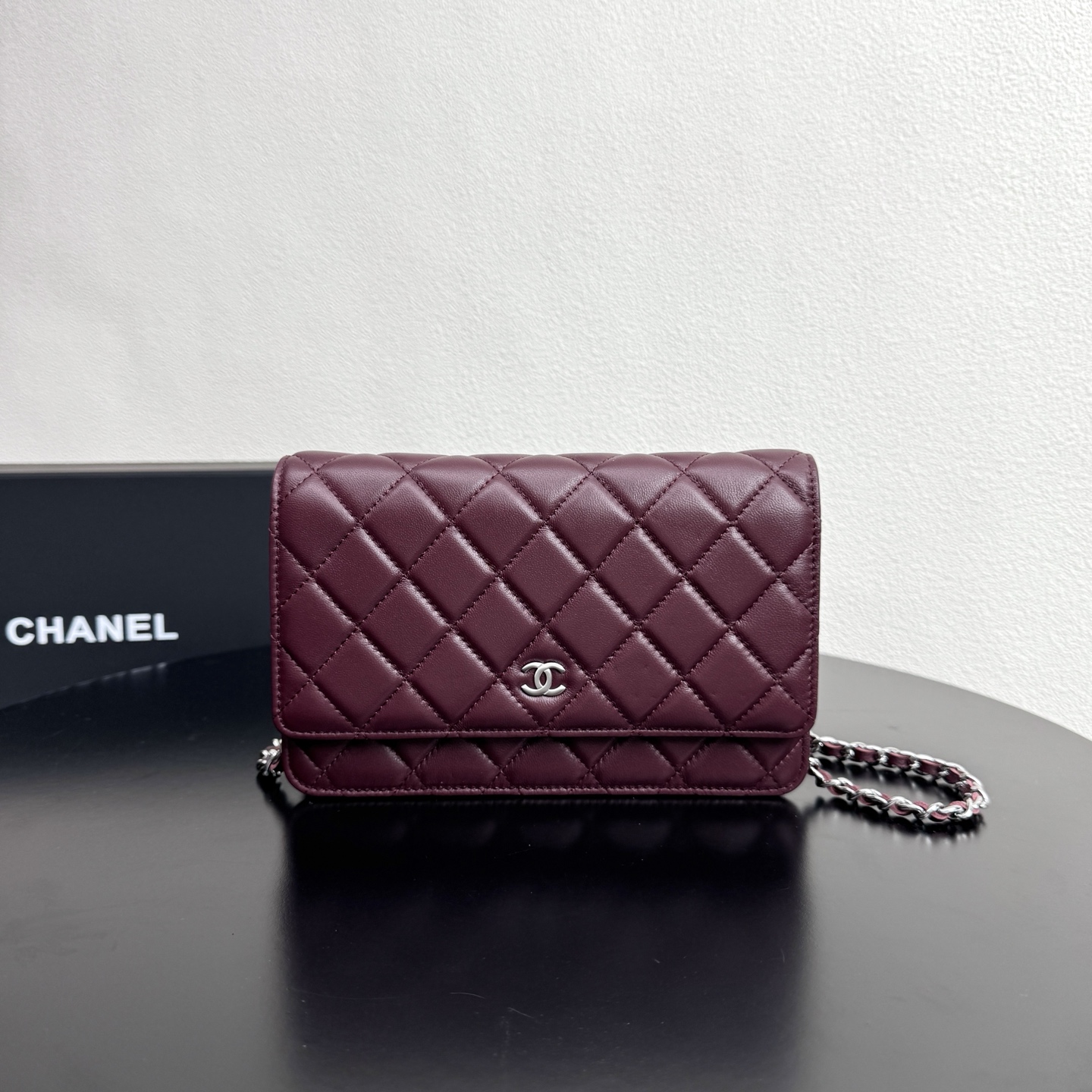 Classic Wallet on Chain（Burgundy） - Mocuir