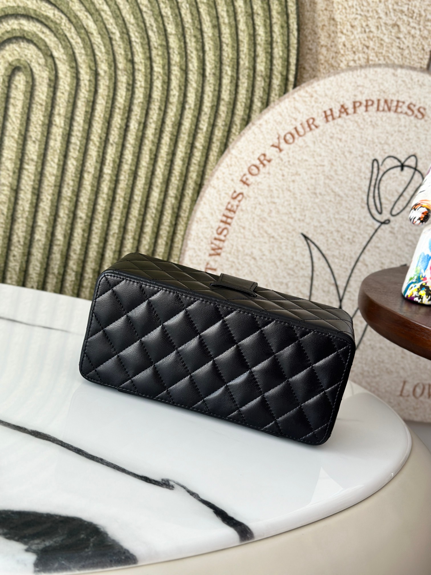 Black Lambskin Quilted Long Vanity Case with Chain Handle - Mocuir