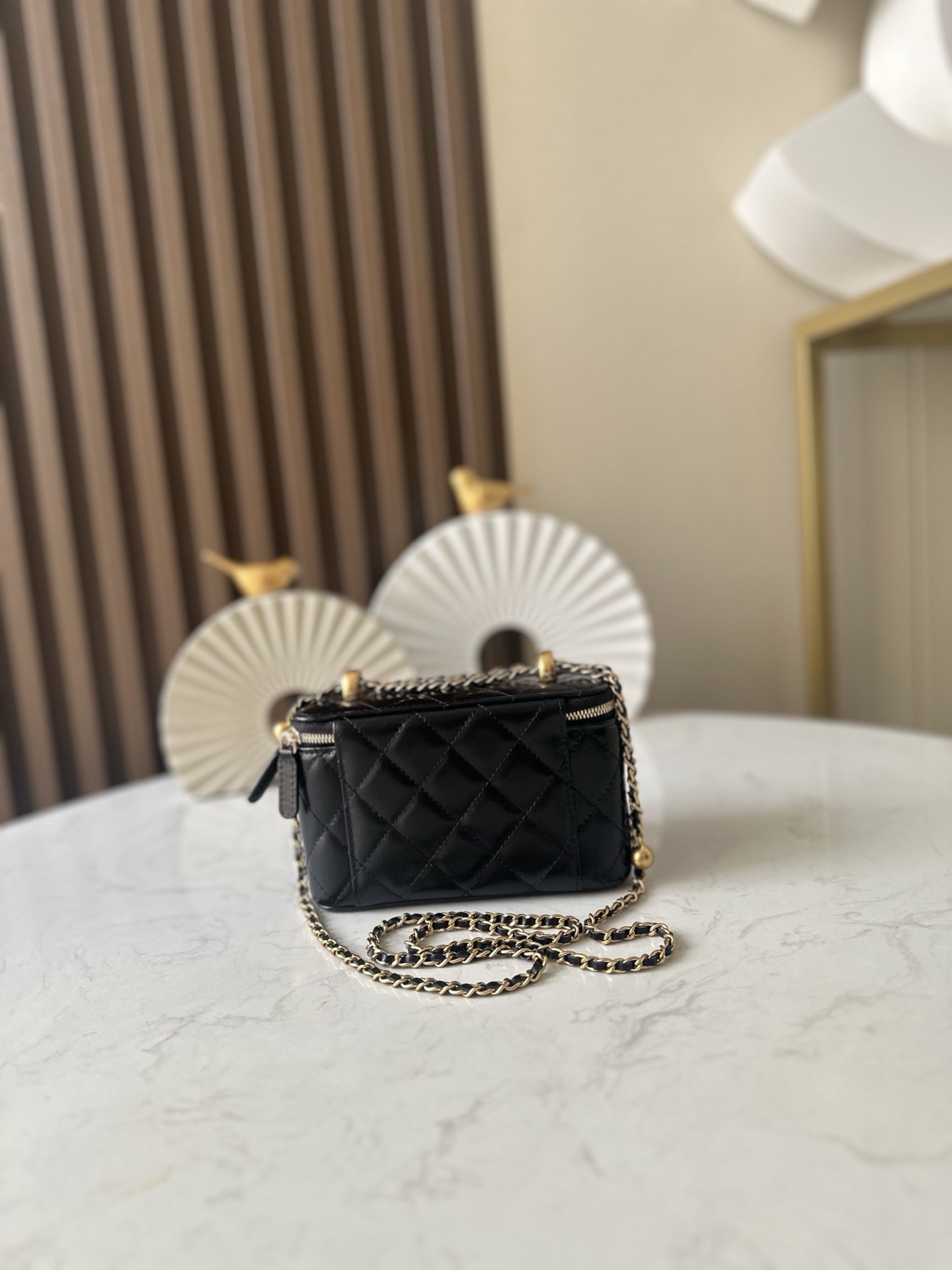 Black Lambskin Quilted Small Vanity Case with Chain (Model AP2199) - Mocuir