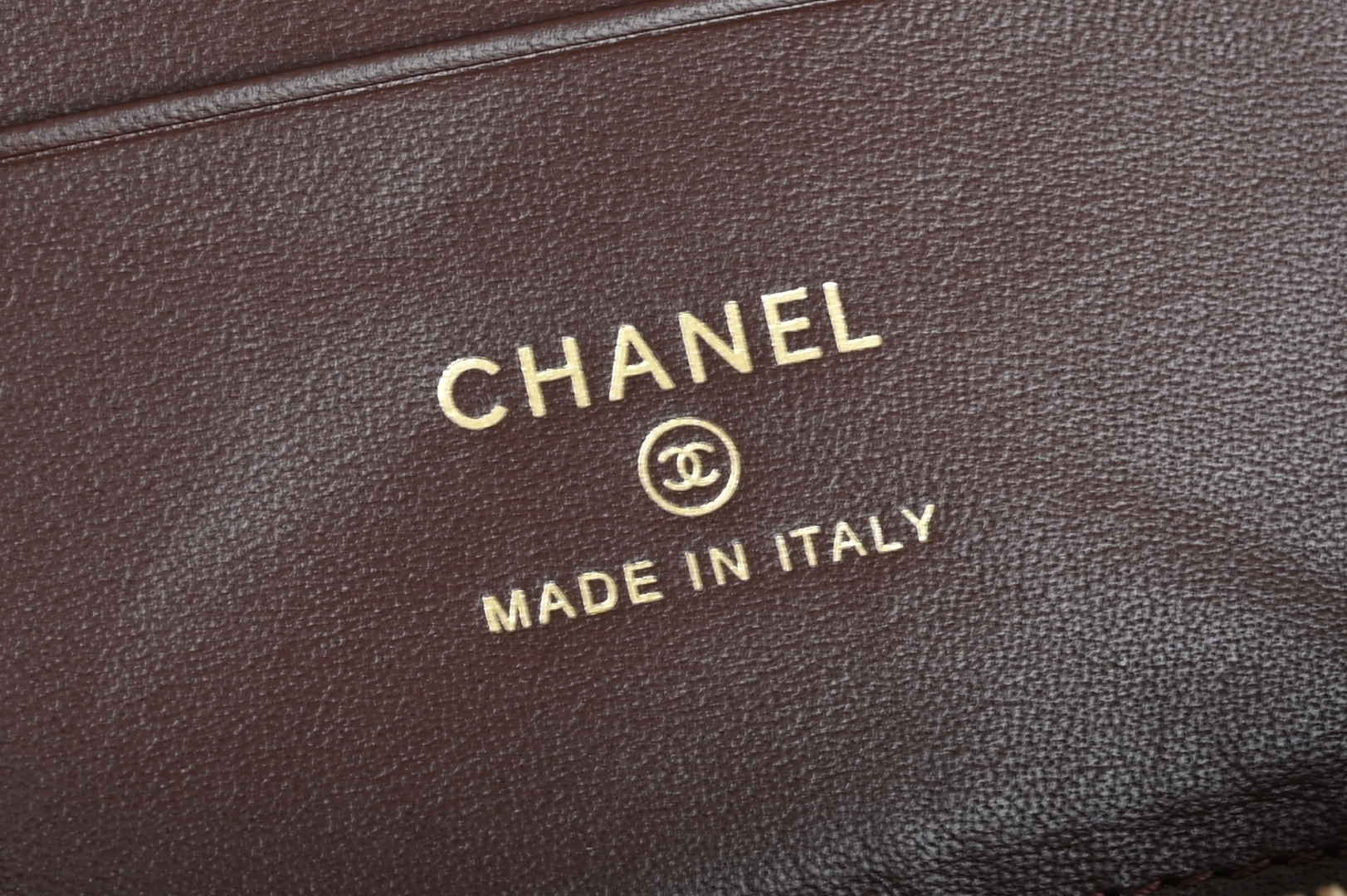 Small Vanity Case in Dark Brown Quilted Caviar Calfskin with Light Gold-Tone Hardware - Mocuir