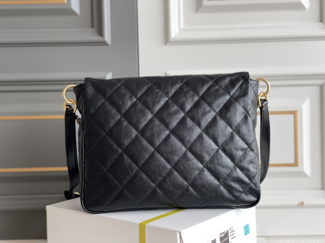 24P Large Hobo Messenger Bag in Black Quilted Shiny Calfskin with Aged Gold-Tone Hardware (Model AS4668) - Mocuir