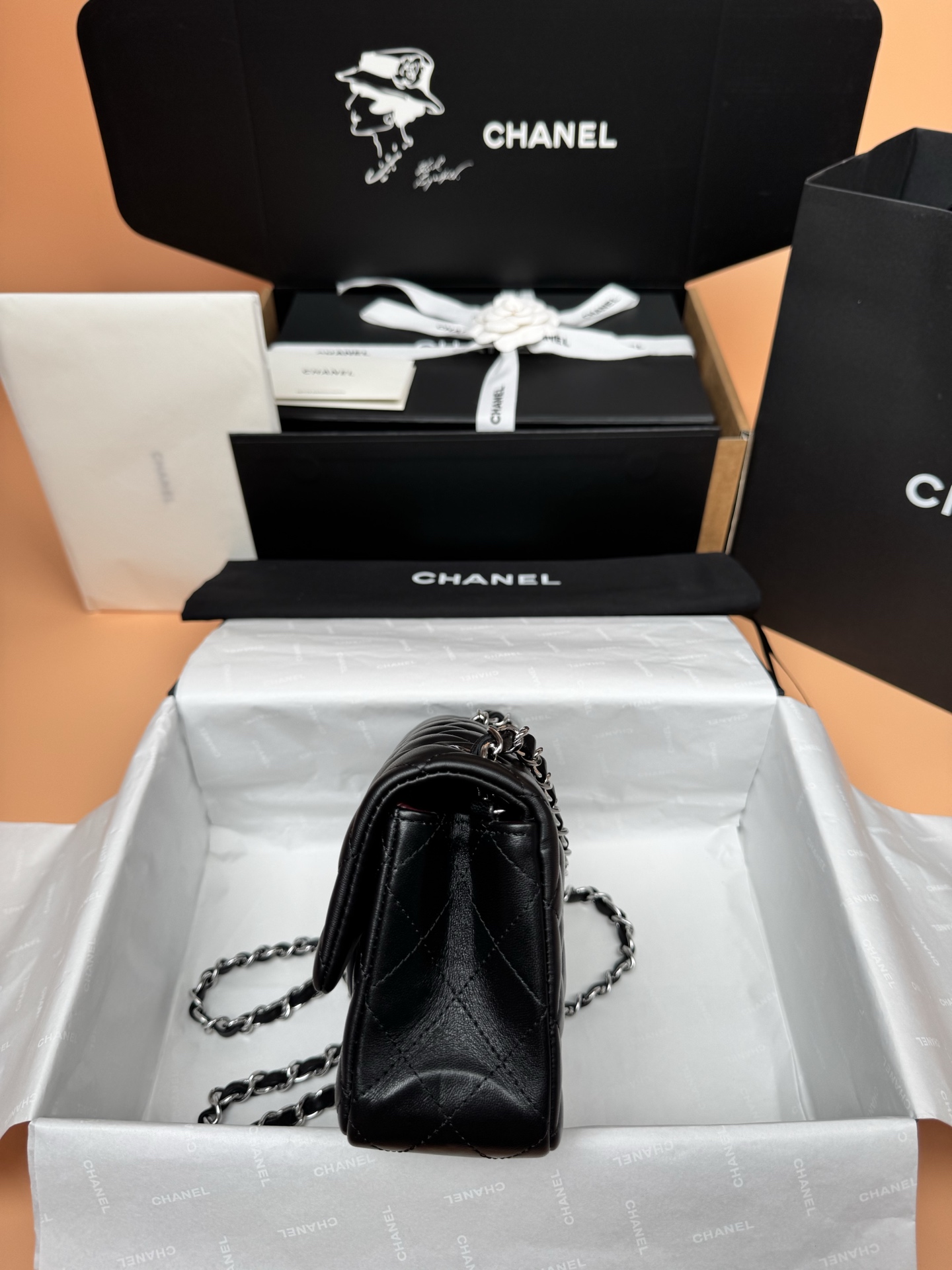 Classic Flap Mini（Silver LOGO） - Mocuir