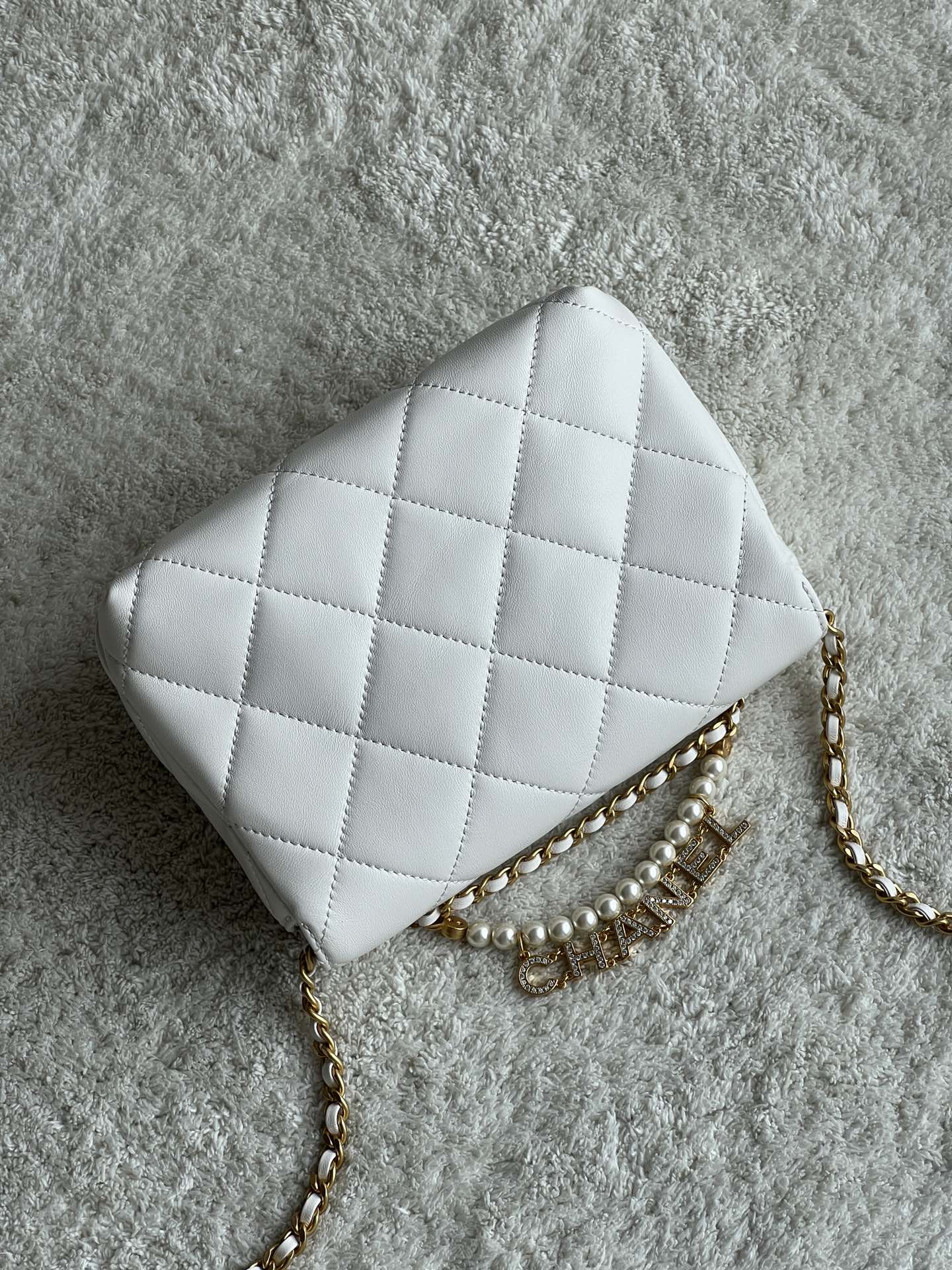 24A Mini Classic Flap Bag in White Quilted Lambskin with Pearl & Crystal CHANEL Letter Chain and Light Gold-Tone Hardware (AS4997) - Mocuir