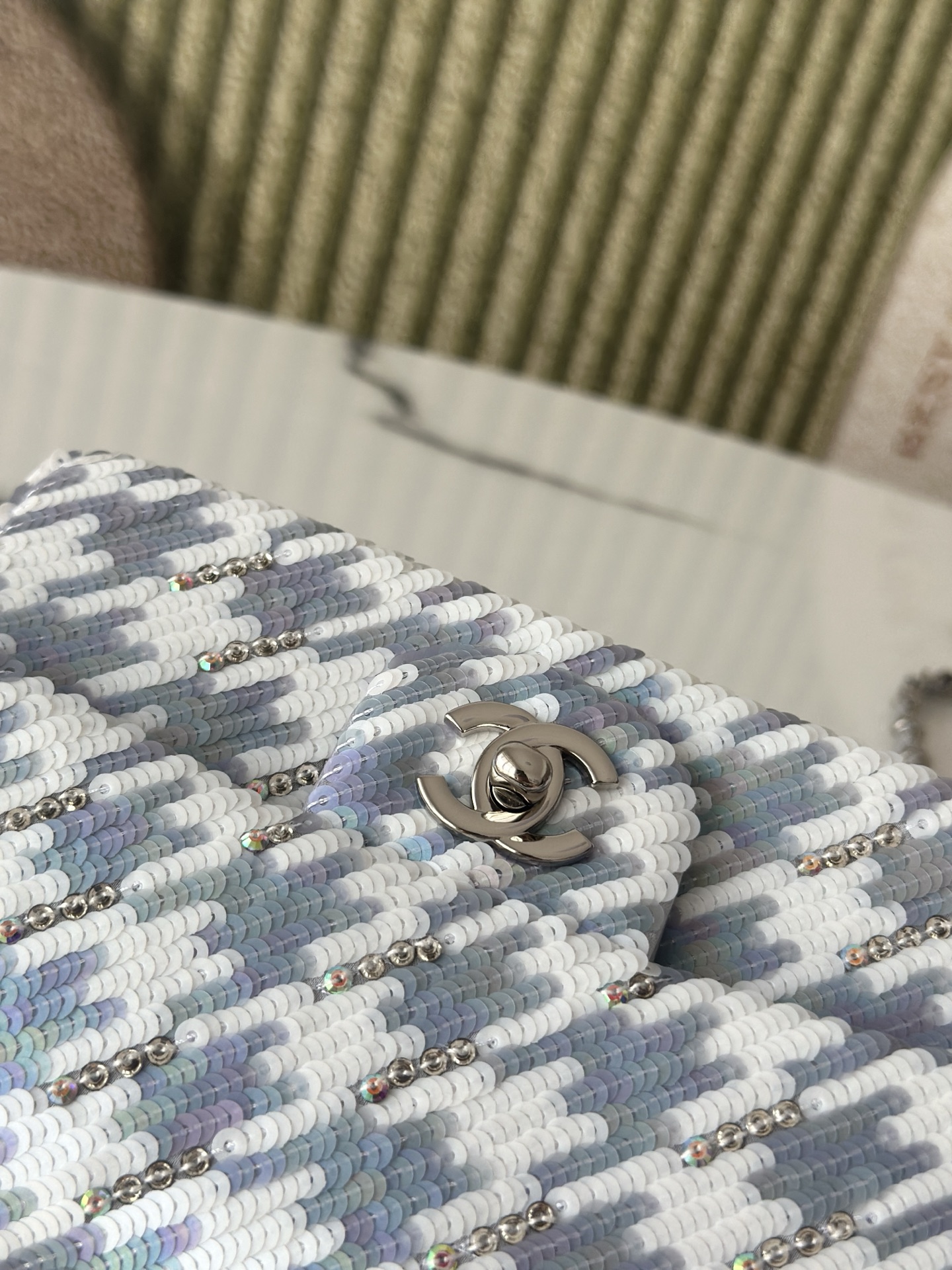 Limited Edition Silver Grey & White Houndstooth Sequin & Strass Mini Classic Flap Bag with Silver-Tone Hardware - Mocuir