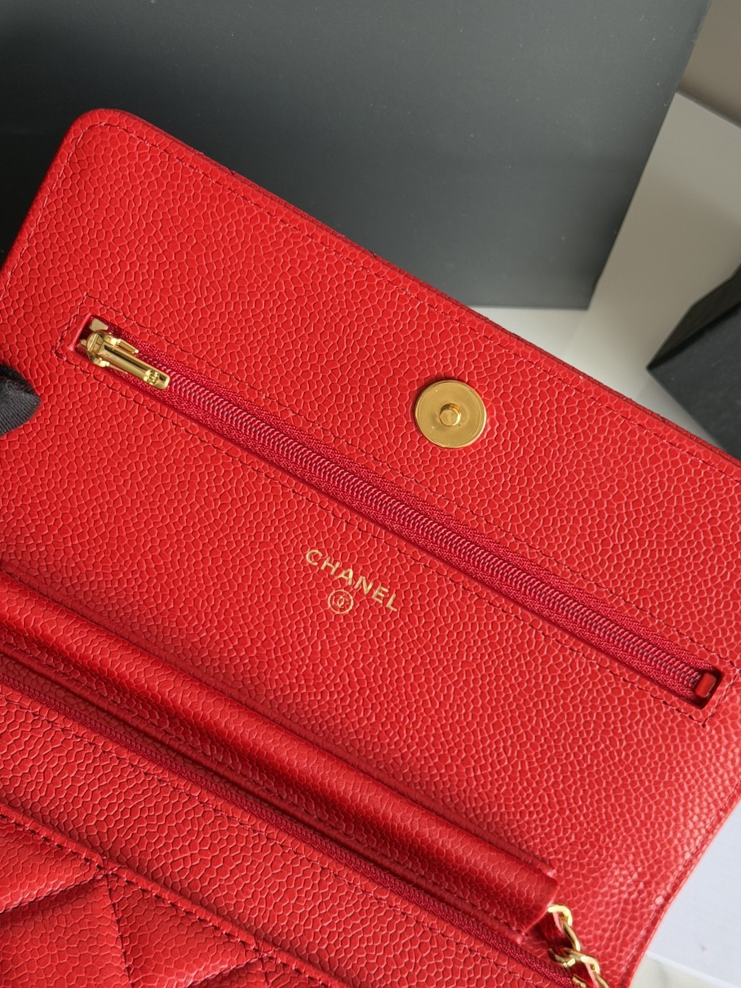 25C/26C Wallet On Chain（Red） - Mocuir