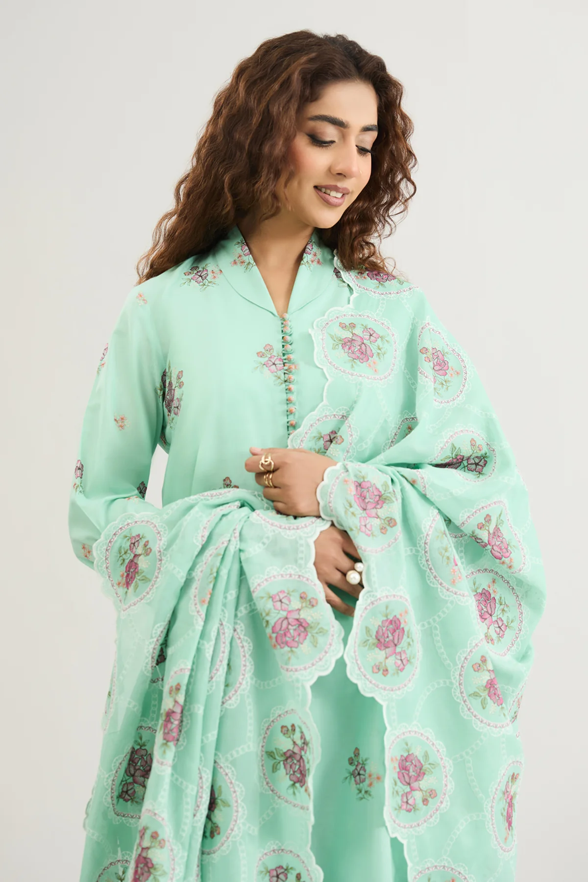 LAWN | EMBROIDERED