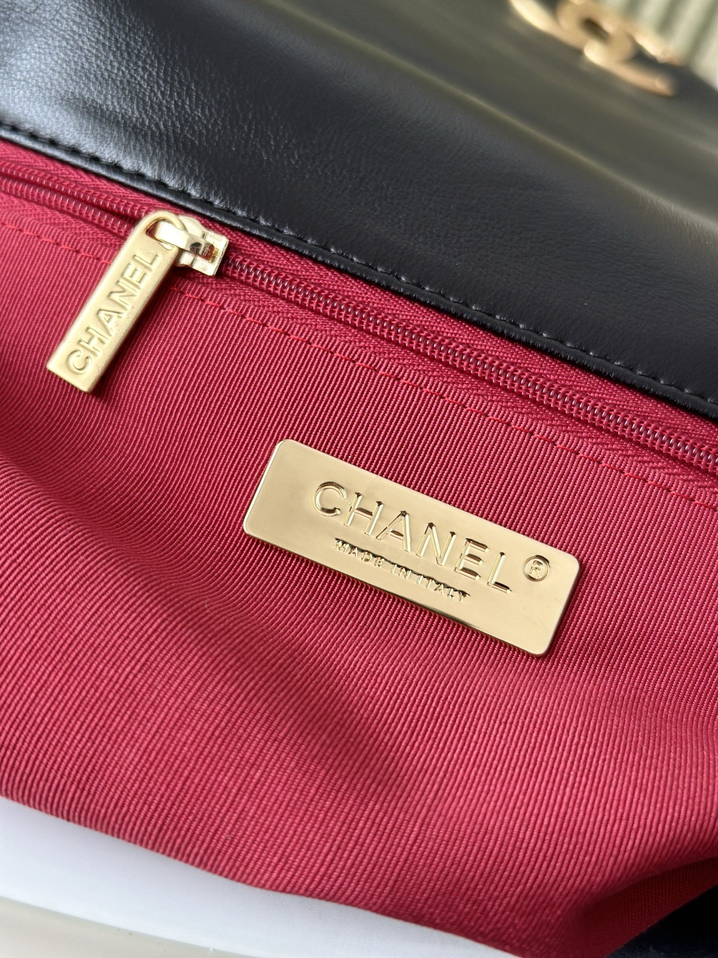 19 Black Goatskin Quilted Flap Bag with Mixed Metal Hardware - Mocuir