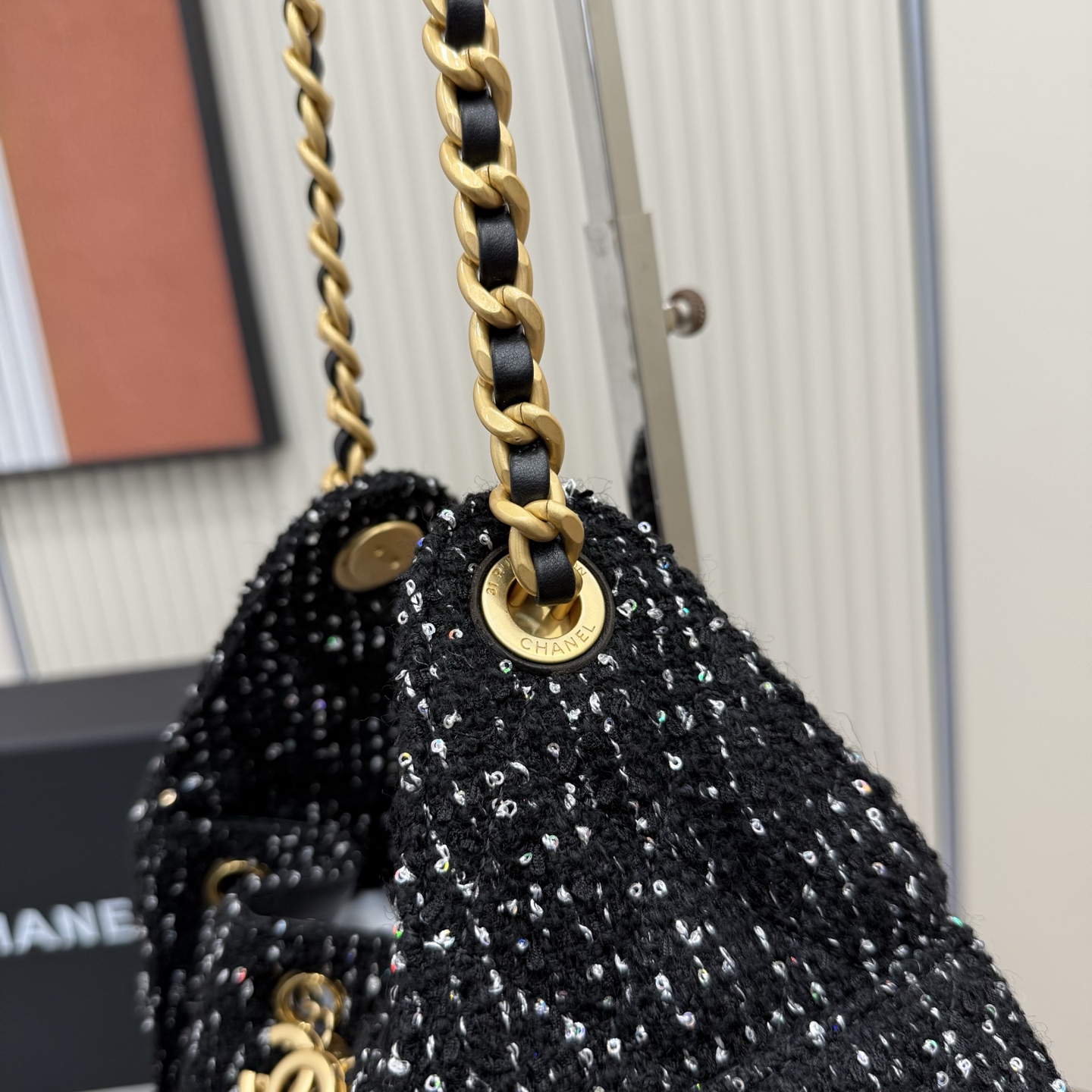 25 Small Hobo Bag (AS5293) in Black Tweed with Gold-Tone Hardware, 25S Spring-Summer Collection - Mocuir