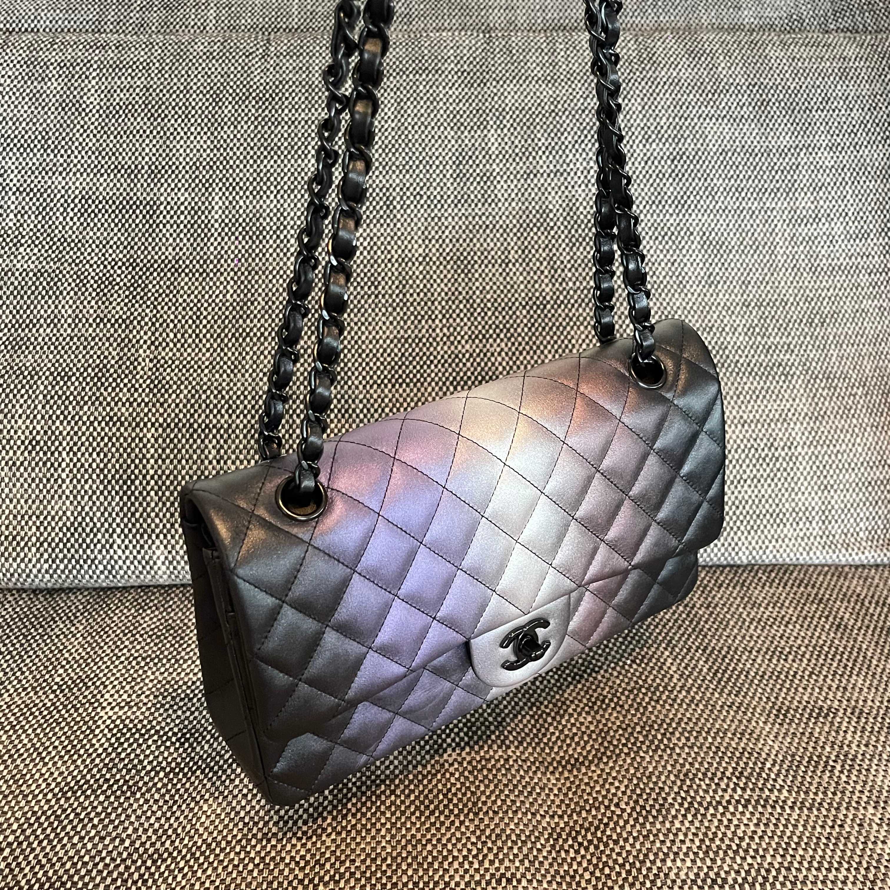 Classic Flap Bag（Gradient iridescent lambskin） - Mocuir
