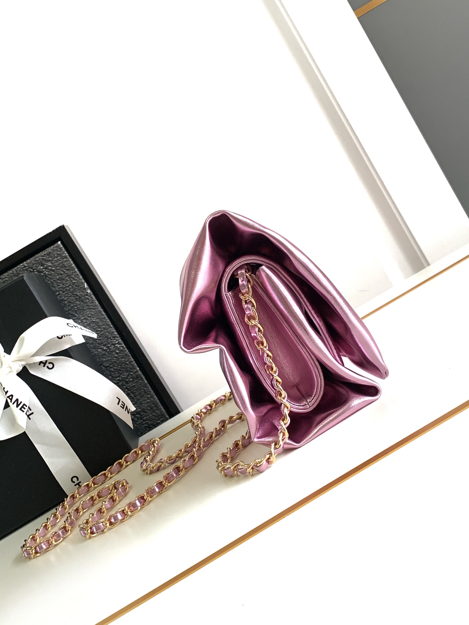 24B Bow Bag Evening Clutch with Chain in Metallic Pink Shiny Lambskin with Light Gold-Tone Hardware - Mocuir