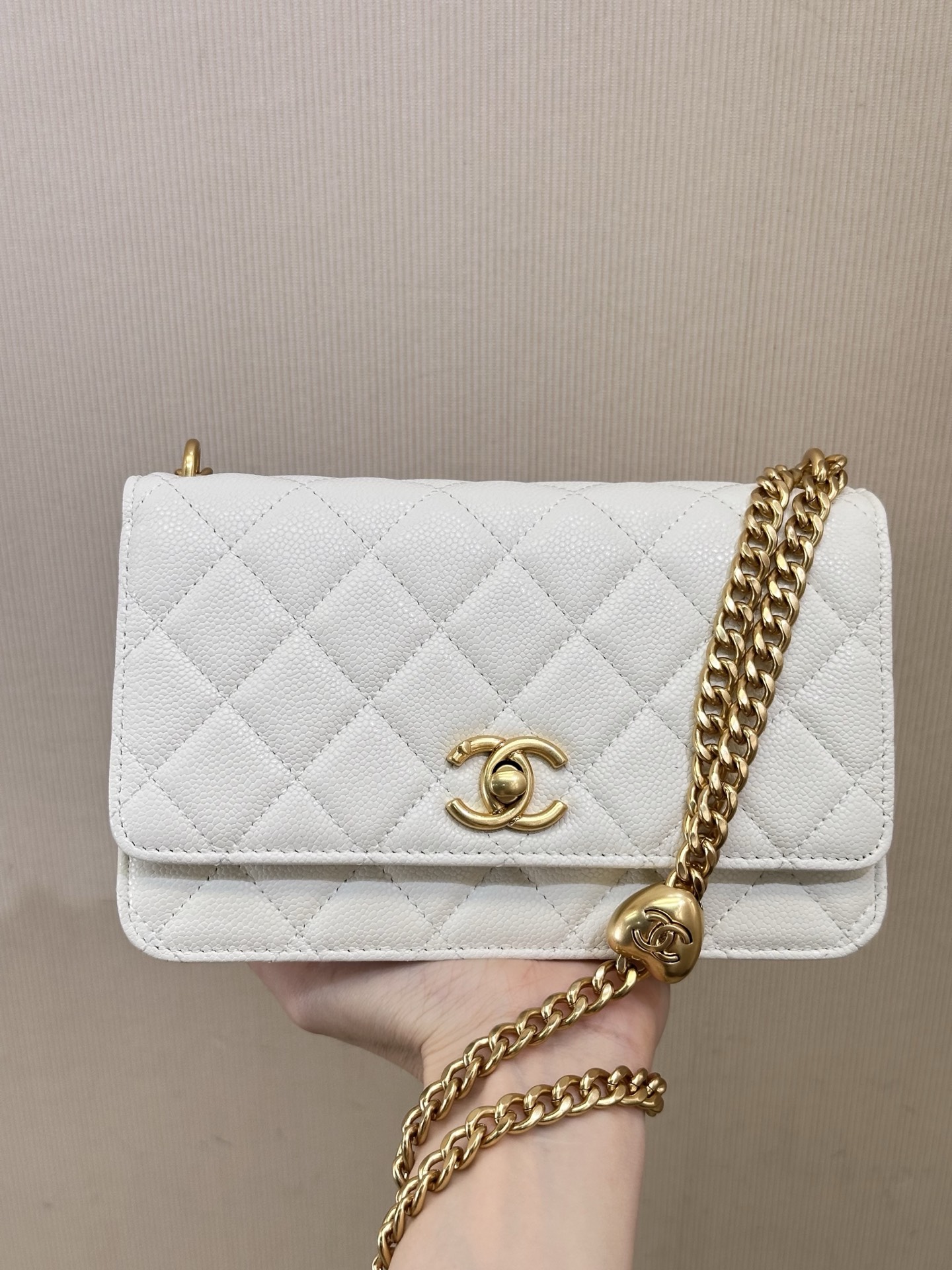 Classic Quilted Caviar Wallet on Chain with Heart Gold Ball in White (Gold Hardware) - Mocuir