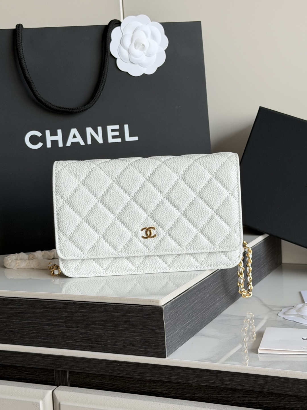 25C/26C Wallet On Chain（White） - Mocuir