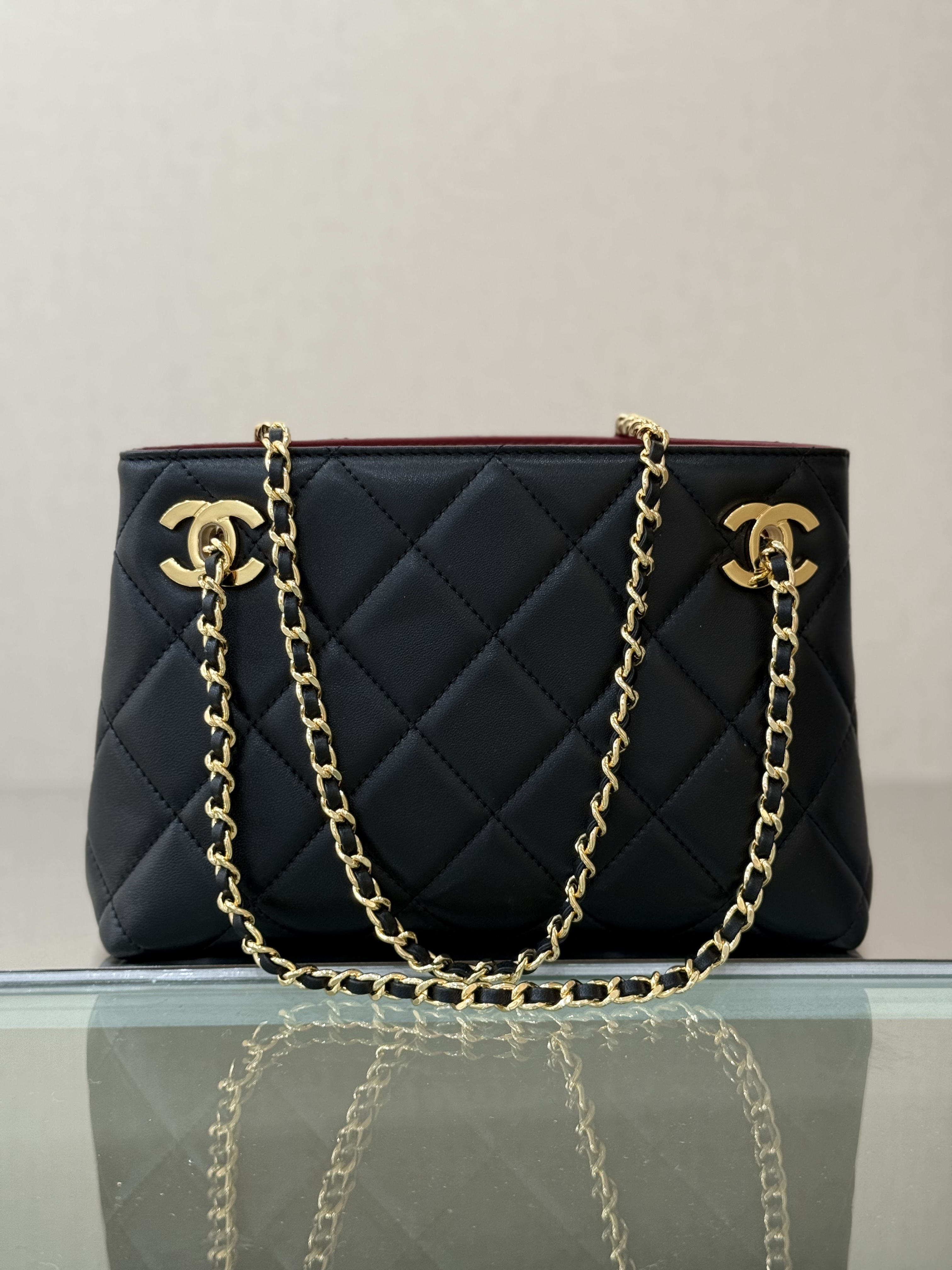 26C Black Quilted Lambskin Double CC Chain Tote Bag with Gold Hardware - Mocuir