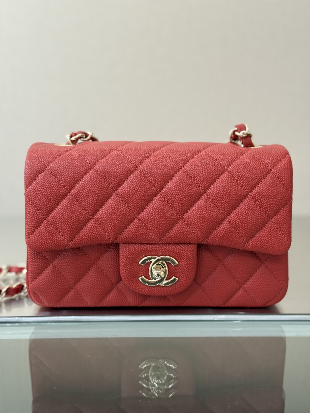Mini Classic Flap Handbag（Red） - Mocuir