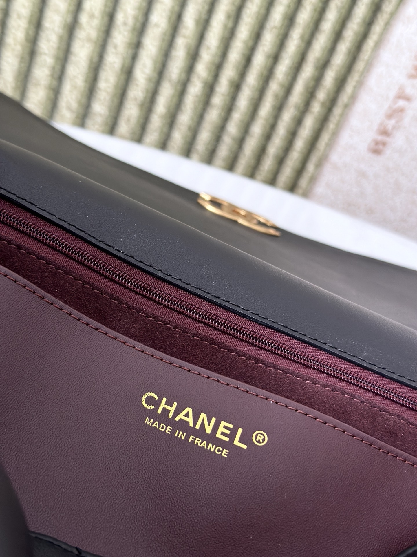 Black Calfskin Quilted Kelly Top-Handle Bag (Classic Style) - Mocuir