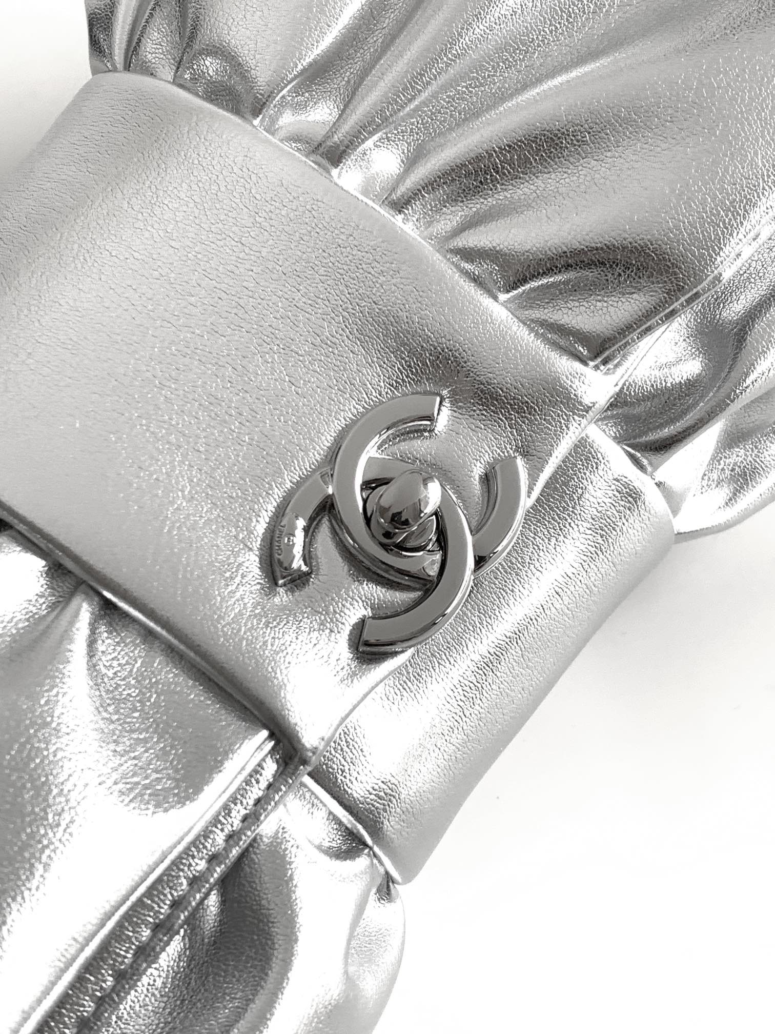 24B Bow Bag Evening Clutch with Chain in Metallic Silver Shiny Lambskin with Silver-Tone Hardware - Mocuir