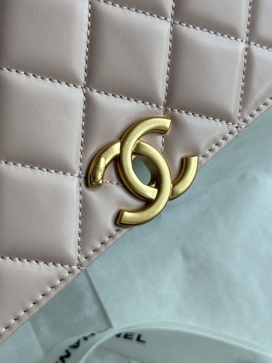 Wallet On Chain (WOC) with Double Gold Balls in Light Pink Quilted Shiny Caviar Leather with Antique Gold-Tone Hardware - Mocuir