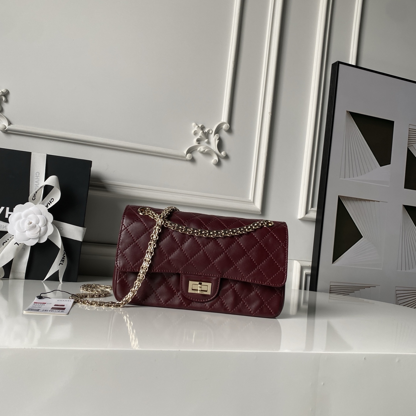 2.55 Reissue Burgundy Quilted Calfskin Flap Handbag with Light Gold-Tone Hardware - Mocuir