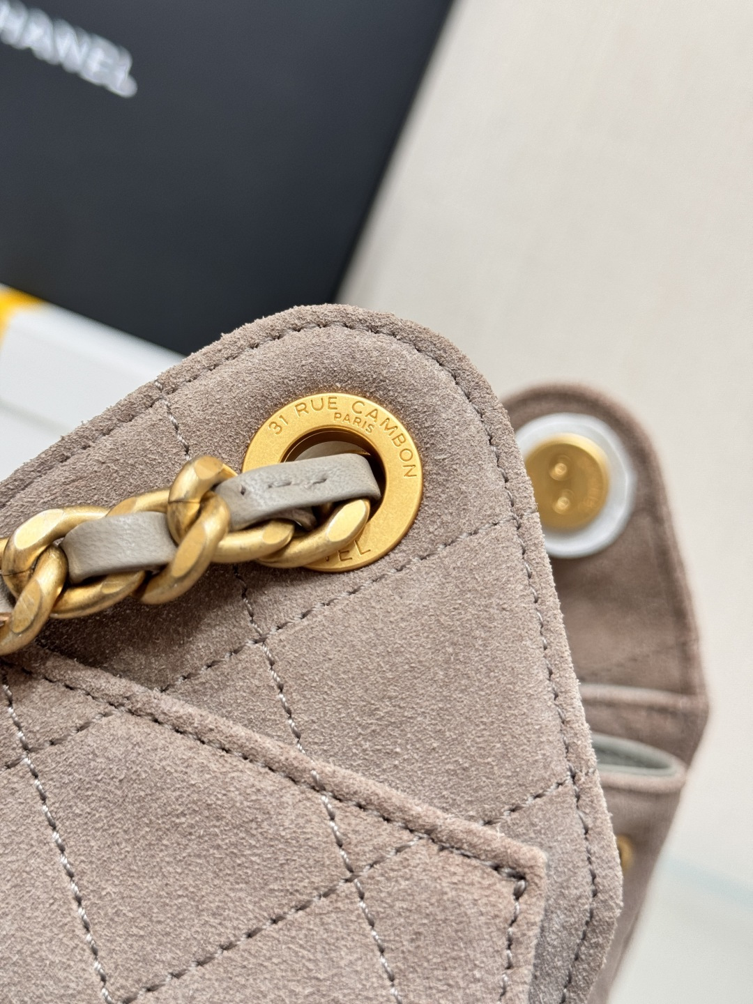 25Bag Mini Drawstring Bag（Gray Brown） - Mocuir