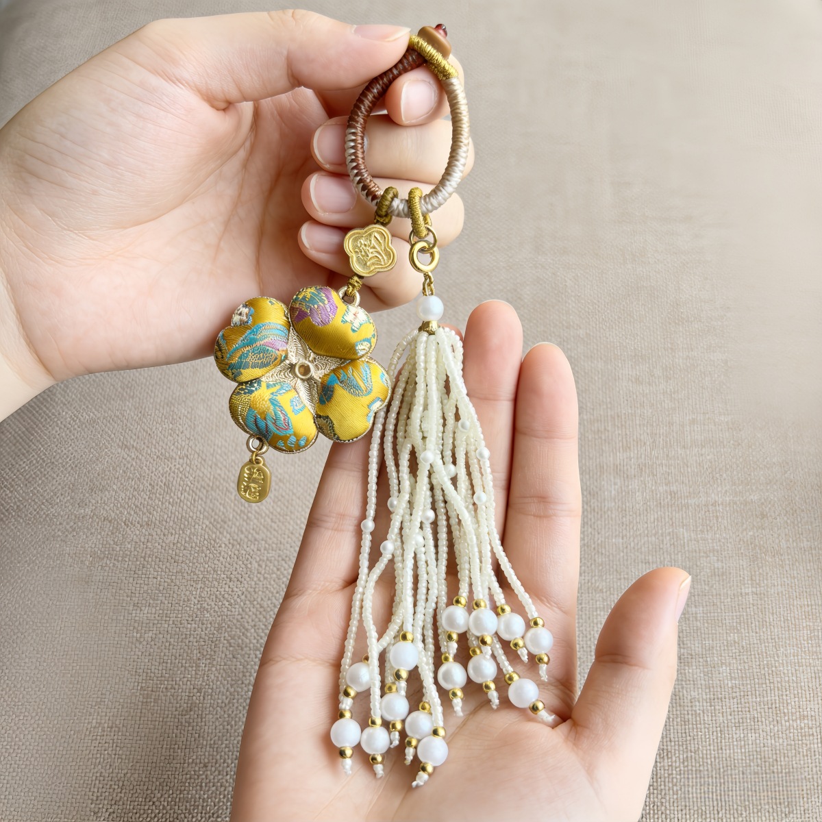 Chinese style embroidery gourd pendant decoration
