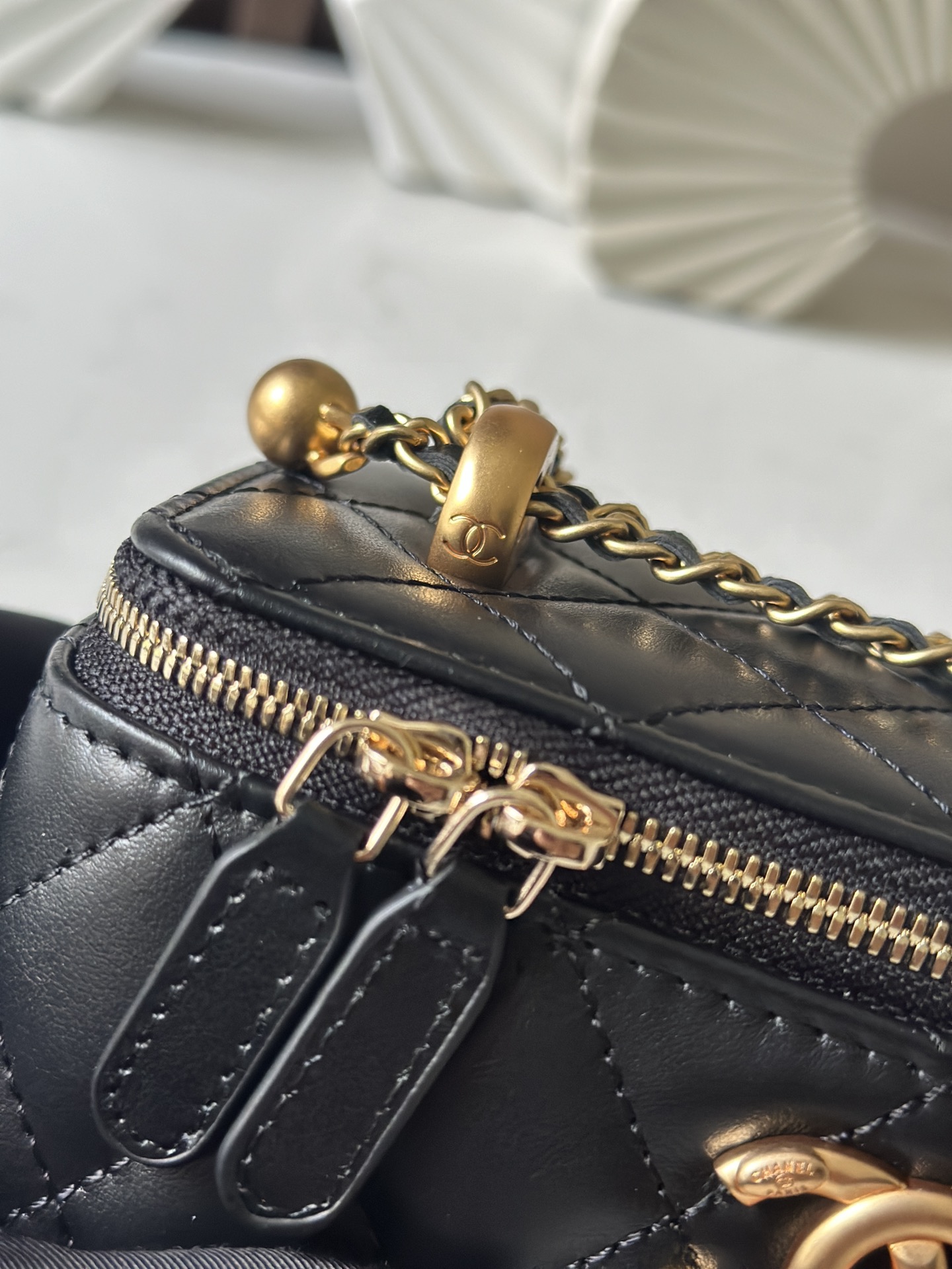 Black Shiny Lambskin Quilted Vanity Case (Long Style) with Double Gold Pearl Chain Hardware - Mocuir