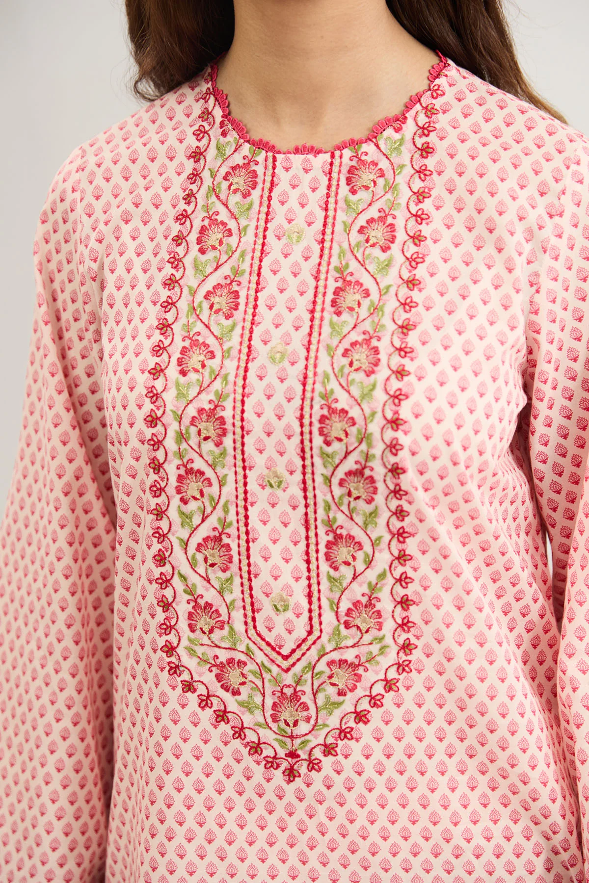 LAWN | EMBROIDERED