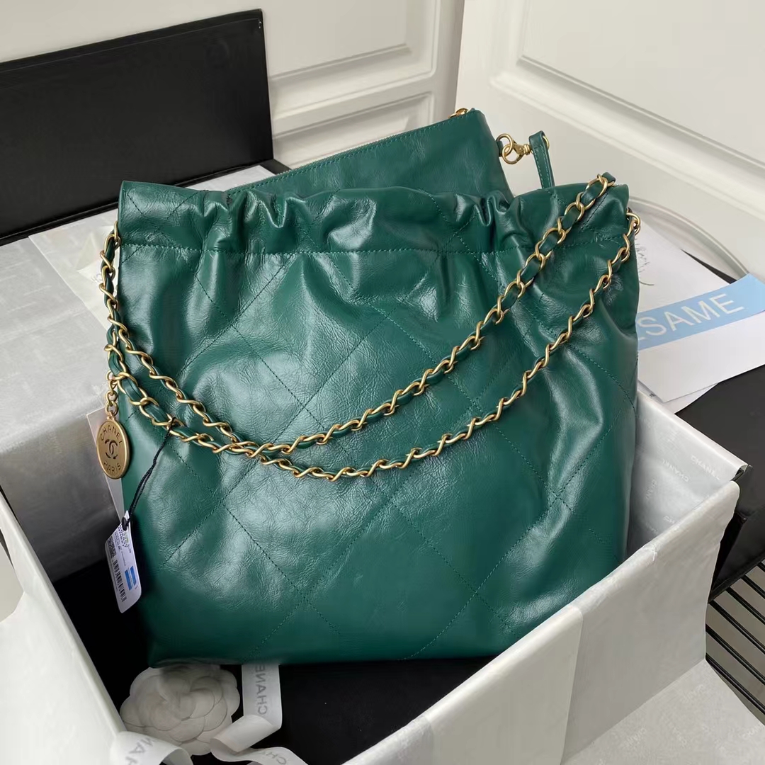 22 AS3260 Small Bag Dark Green Calfskin Gold Hardware