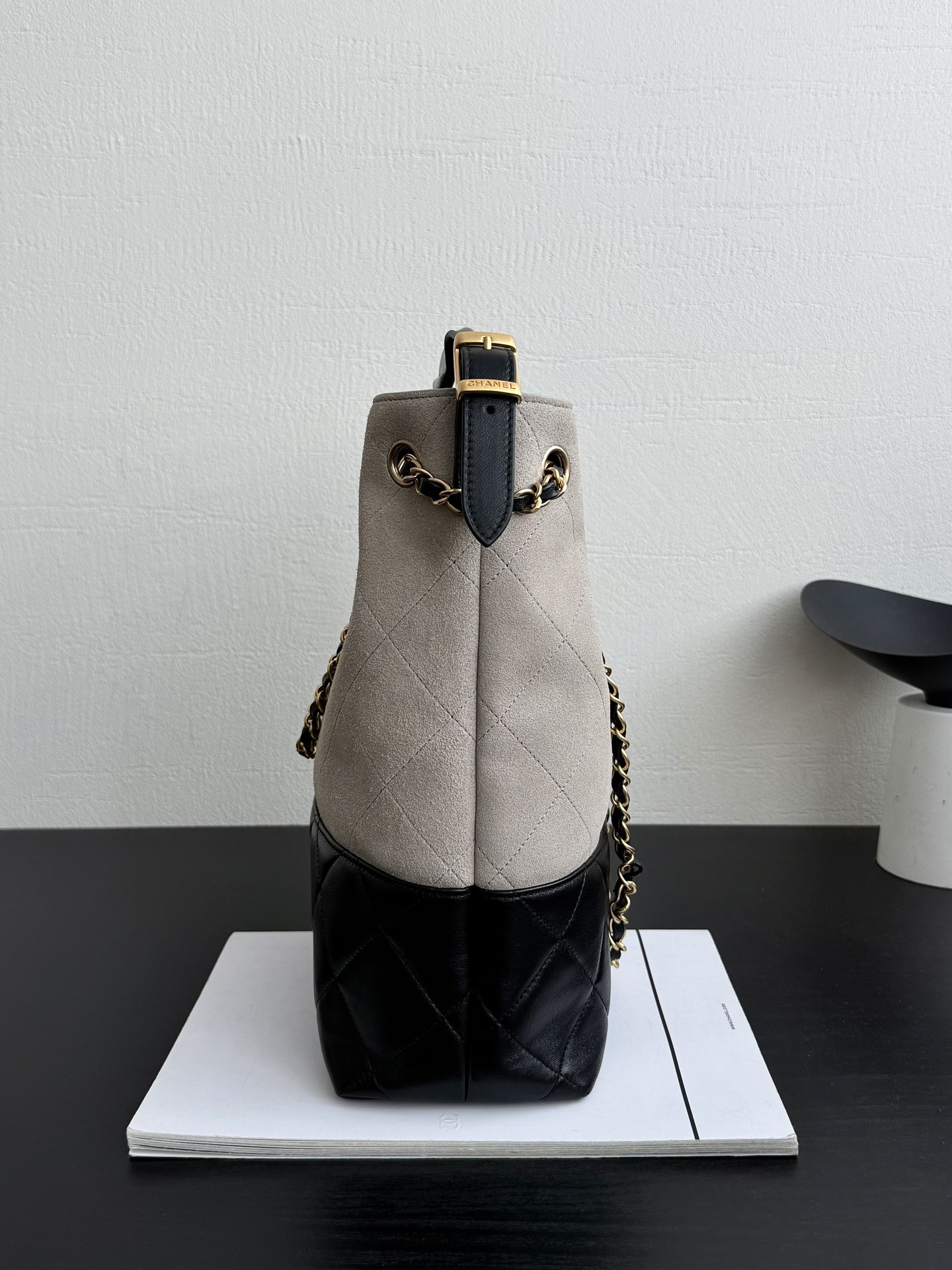 Large Hobo Bag (AS3323) in Beige Suede & Black Calfskin with Gold-Tone Hardware, 24B Fall-Winter Collection - Mocuir