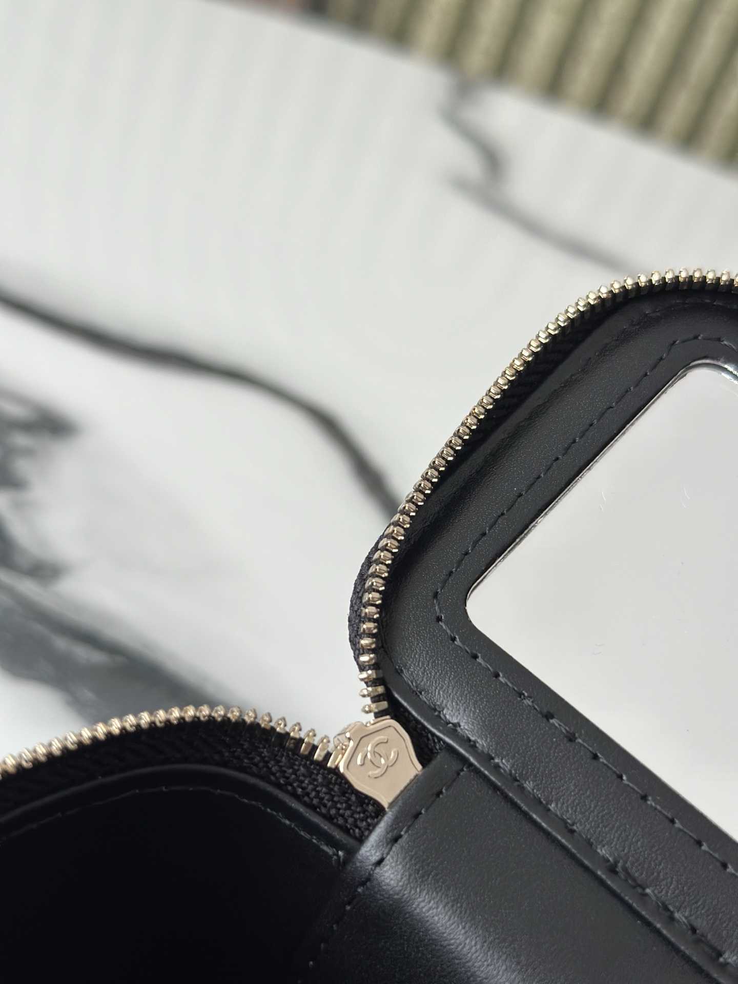 Mini Vanity Case with Pearl Chain (AP3940) in Black Caviar Leather with Gold-Tone Hardware - Mocuir