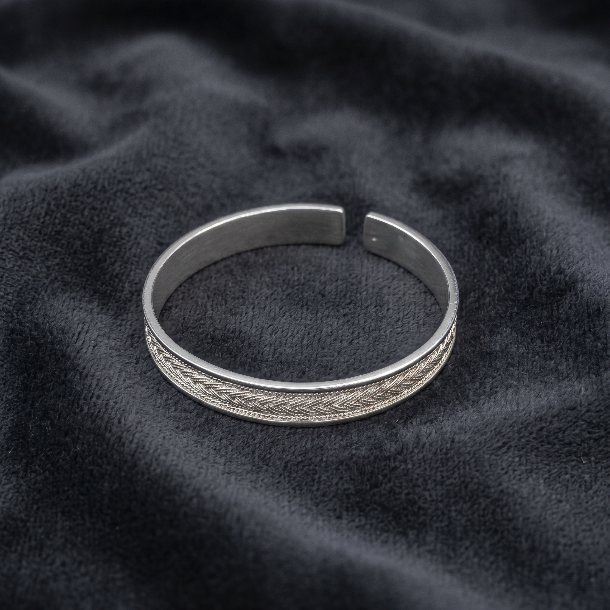 The Weaver’s Band – Handcrafted 999 Fine Silver Cuff