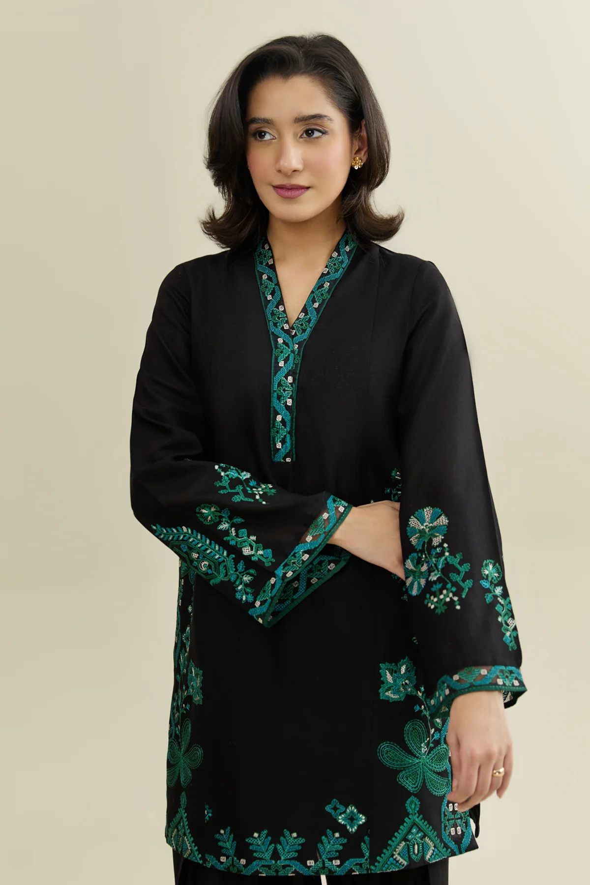 KHADDAR | EMBROIDERED