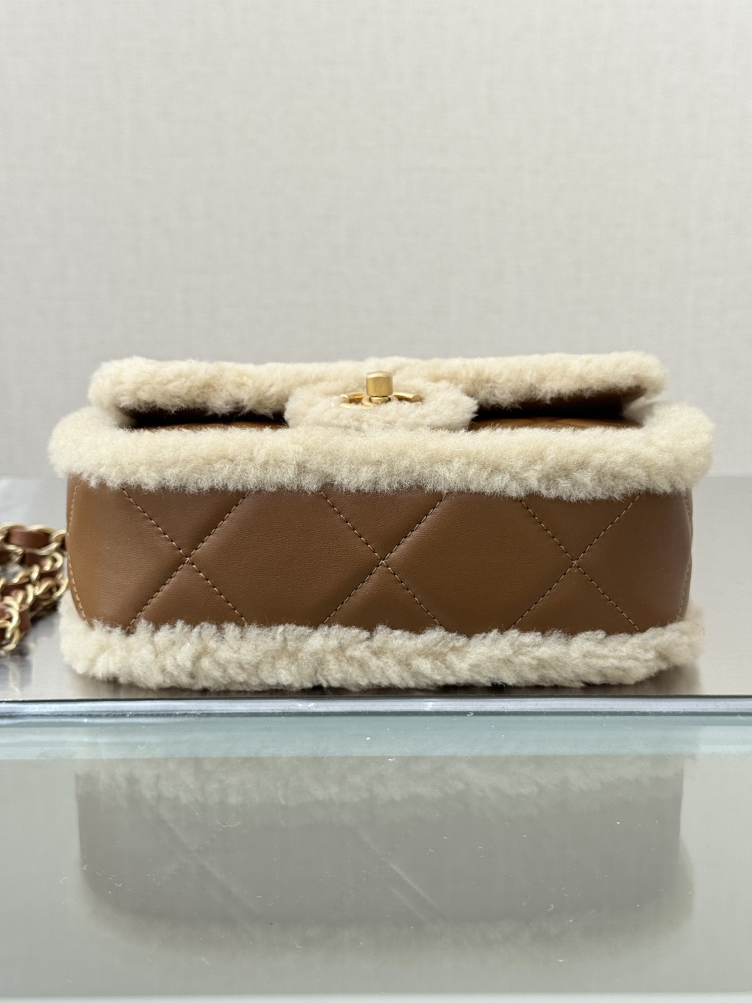 24K Fall-Winter Teddy Shearling & Lambskin Classic Flap Bag with Gold Hardware (Model AS5148  AS5149) - Mocuir