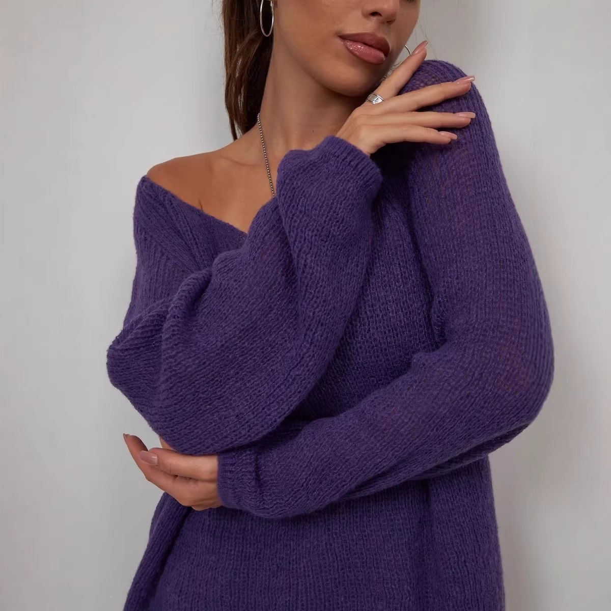 Spring and summer knitted sunscreen shirt with collar, solid color, hollow, sexy, thin knit concealer.