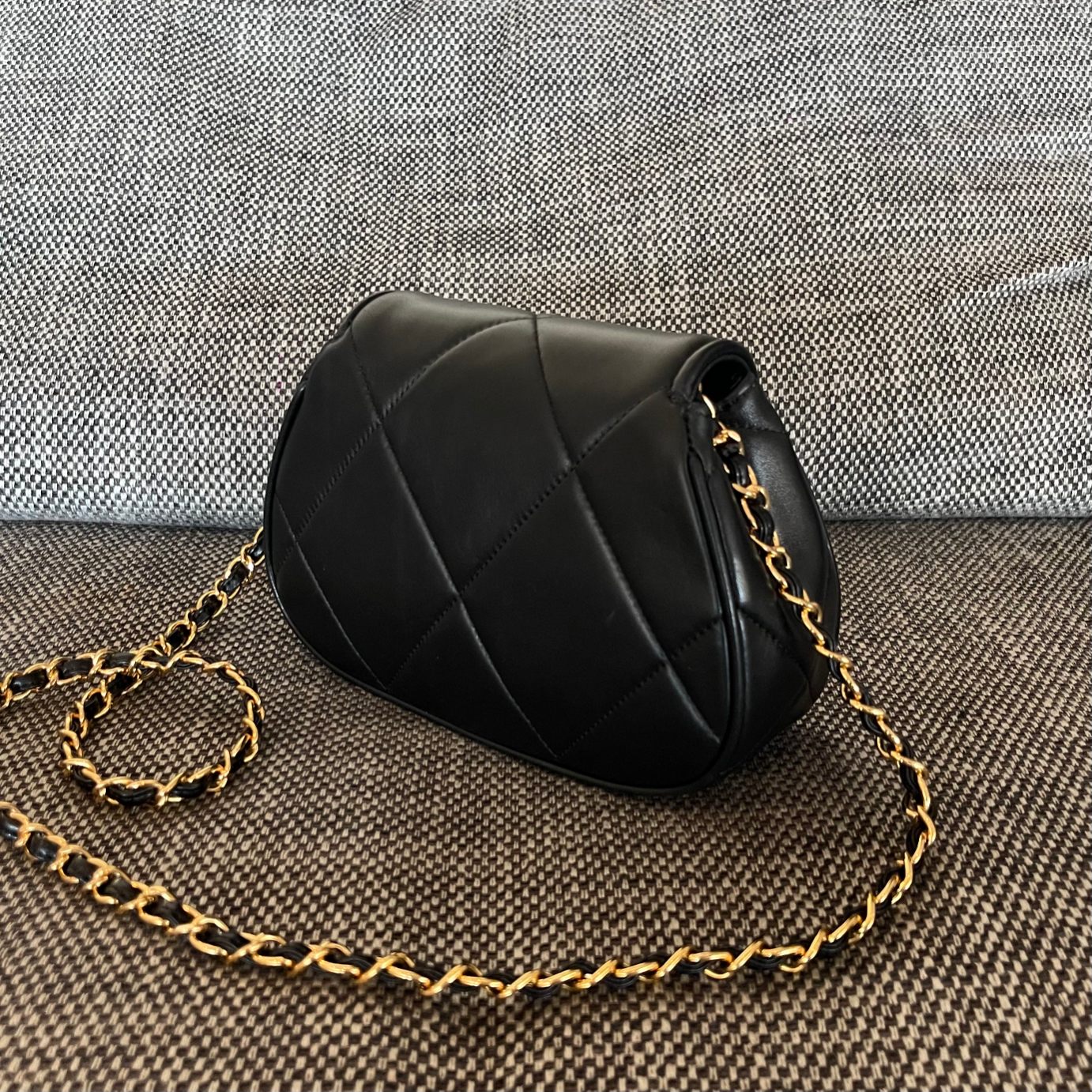 Black Quilted Lambskin Crescent-shaped Flap Handbag with Gold-Tone Hardware - Mocuir