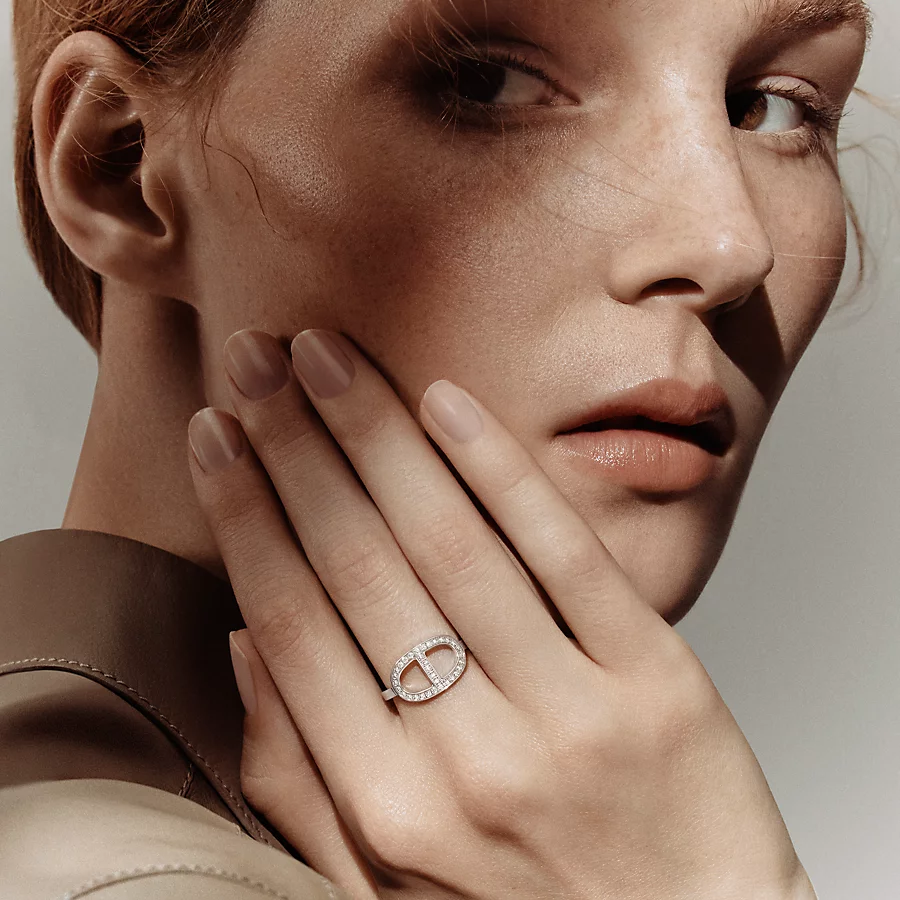 Chaine dancre Contour ring