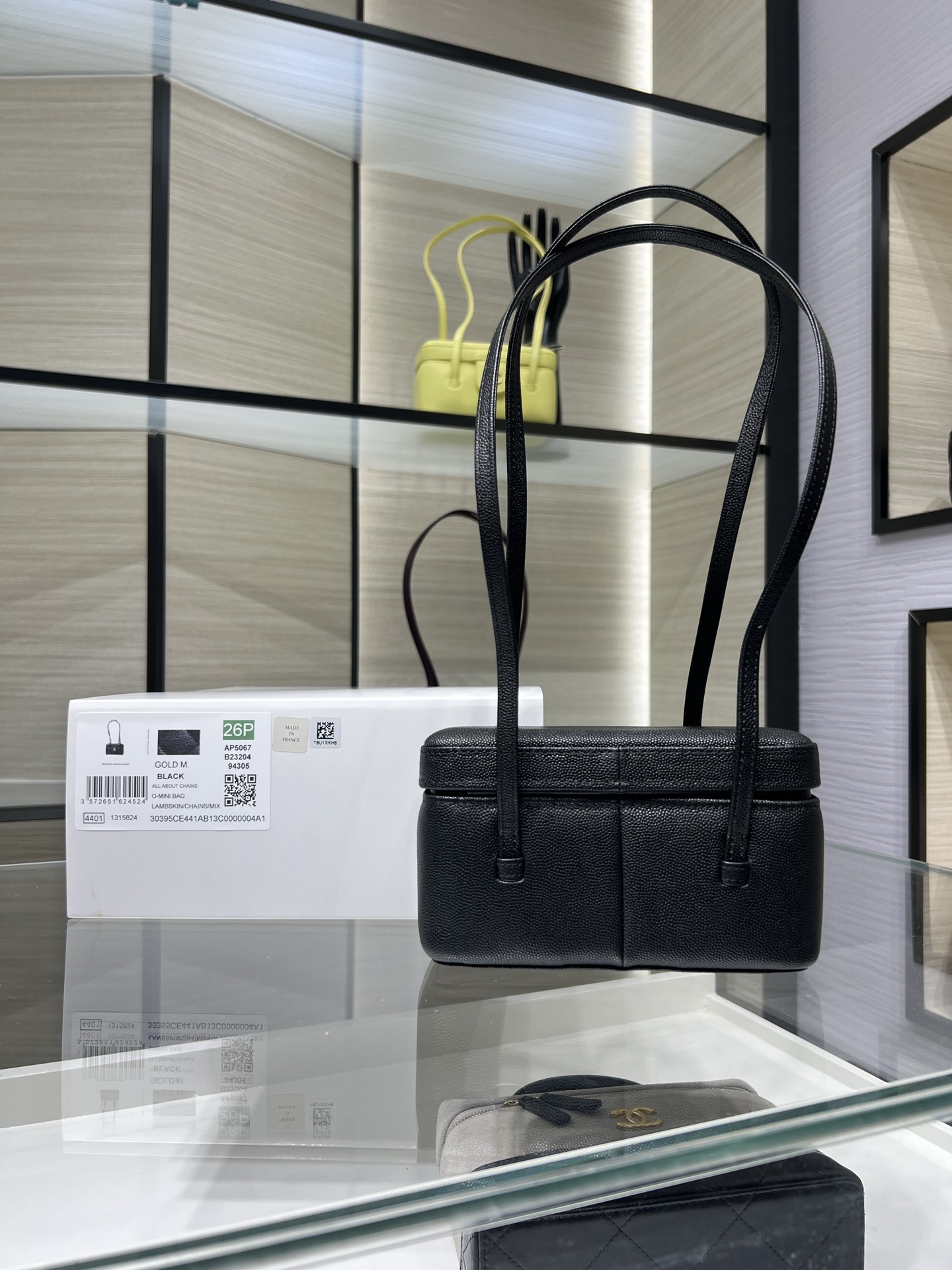 26P Preppy Coco Black Quilted Caviar Leather Long Vanity Handbag with Gold-Tone Hardware - Mocuir