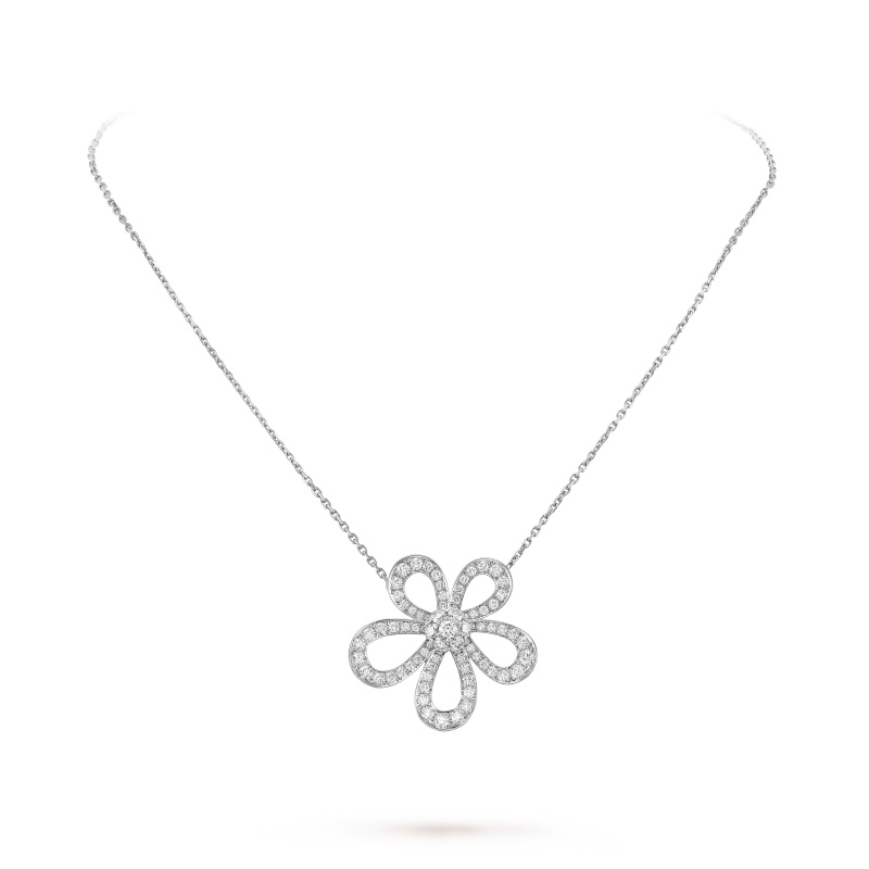 Flowerlace pendant