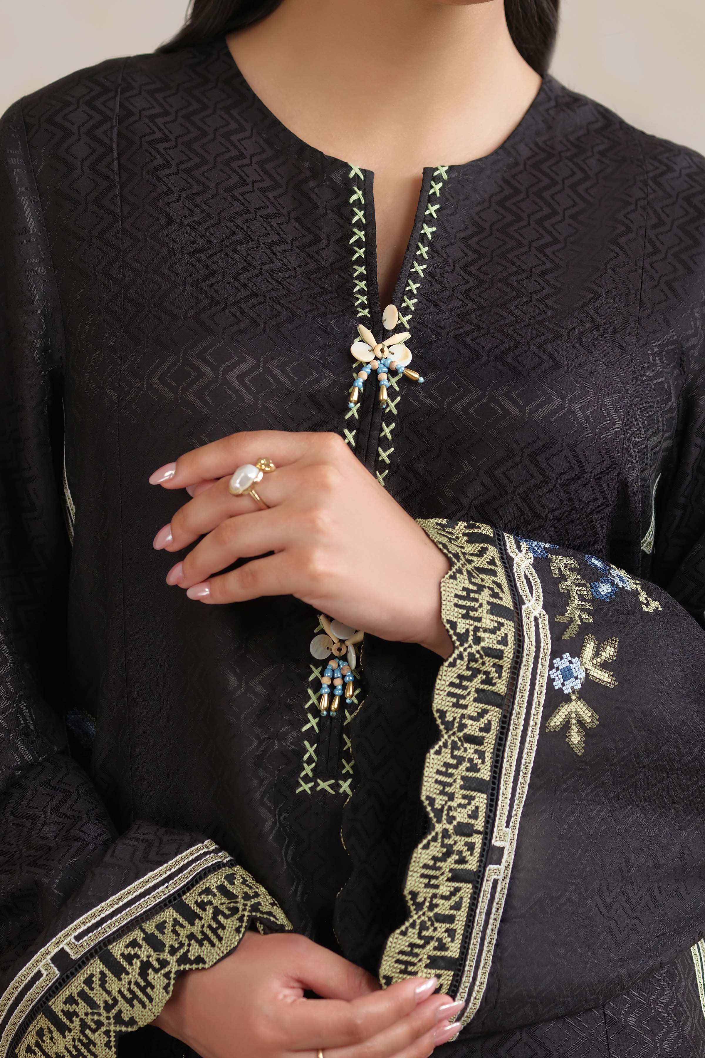 JACQUARD | EMBROIDERED