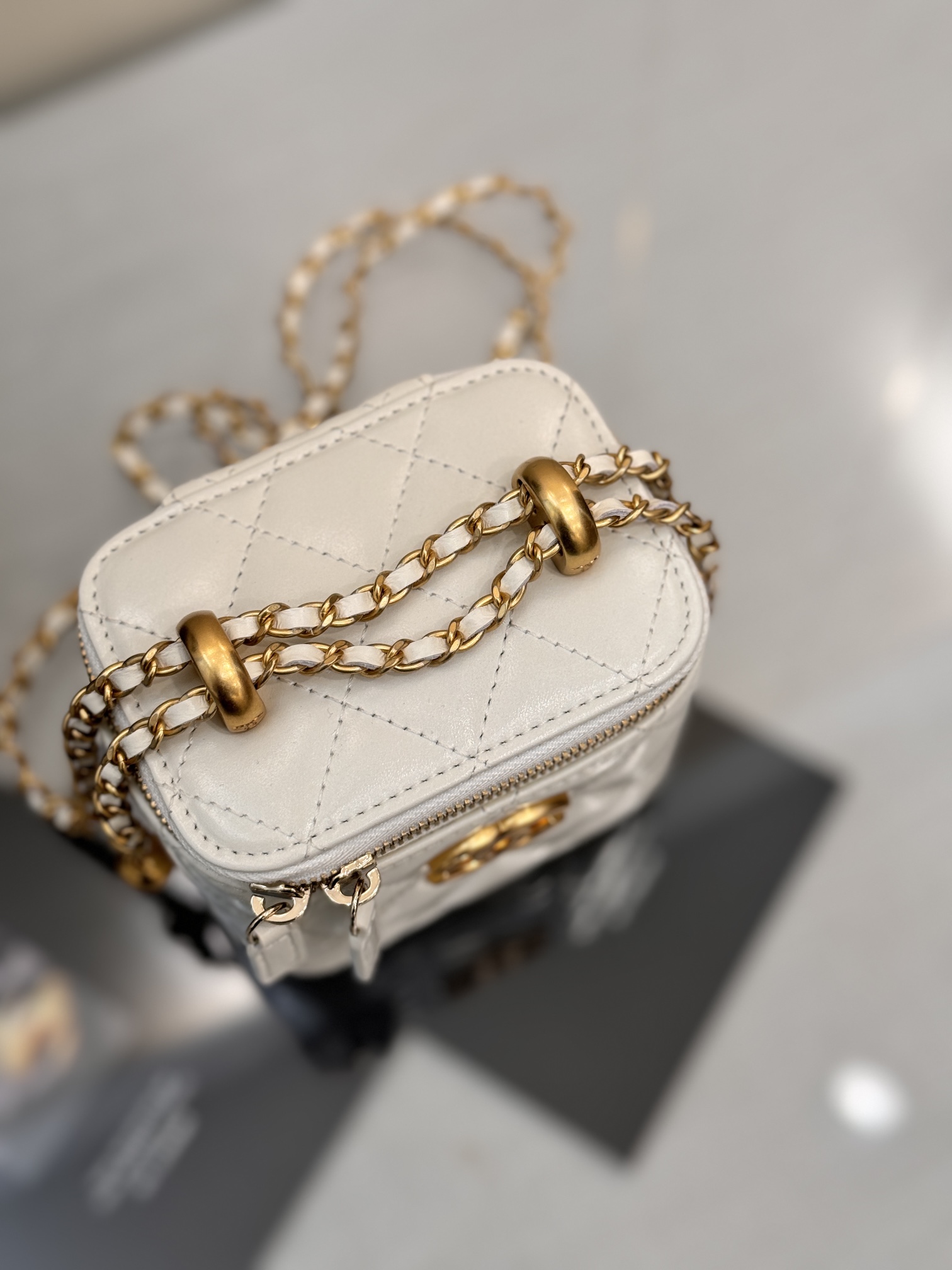 Long Vanity Case（White） - Mocuir