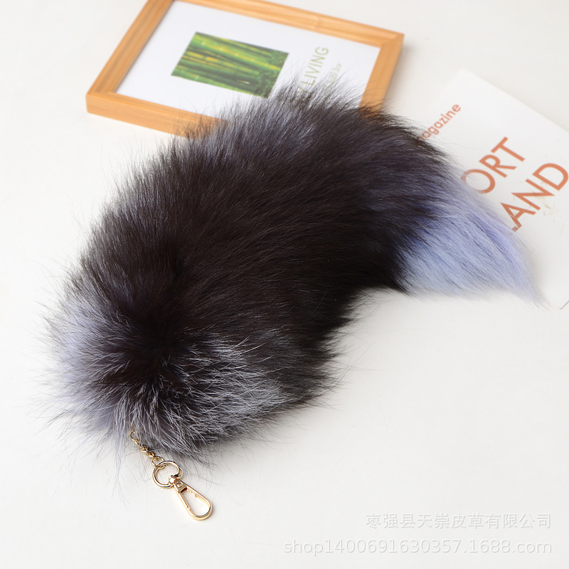 Fox tail pendant