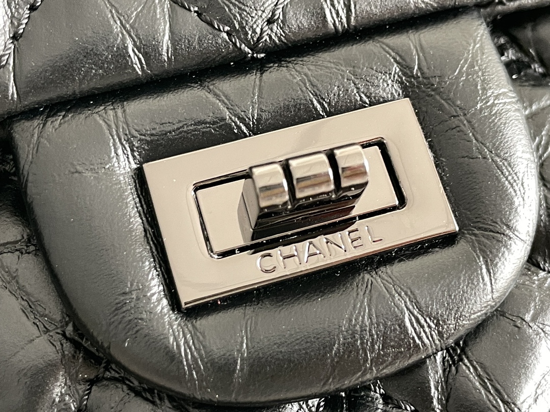 2.55 Reissue 225 Flap Bag in Black Aged Calfskin with Ruthenium Hardware (Model A01112) - Mocuir