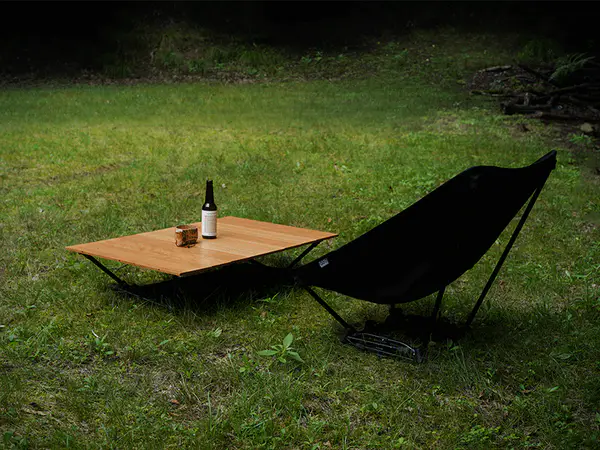 Kyanary Table