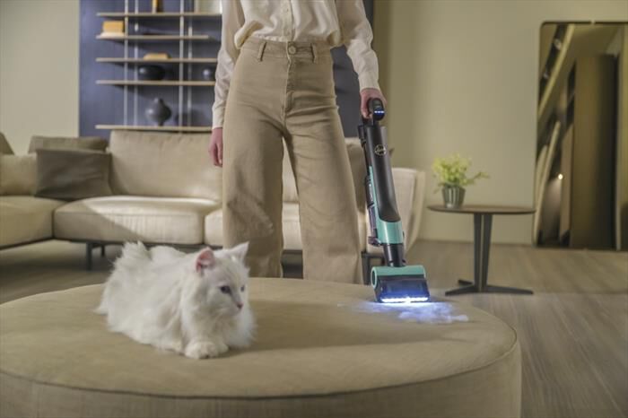 HOOVER - Aspirapolvere ricaricabile HF201P 011-Blu