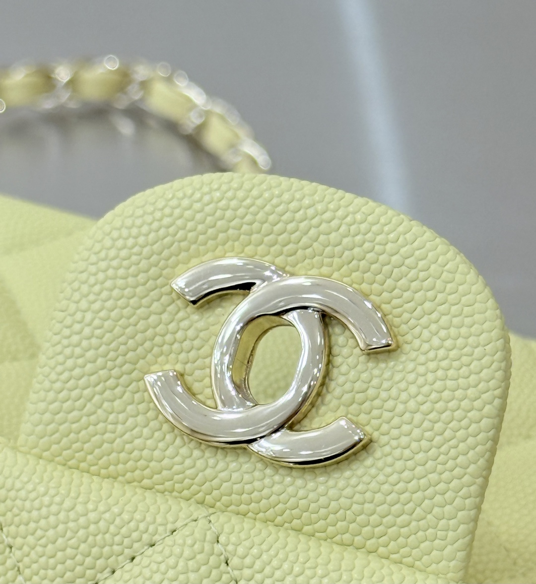 Mini Classic Flap Handbag（Creamy Yellow） - Mocuir