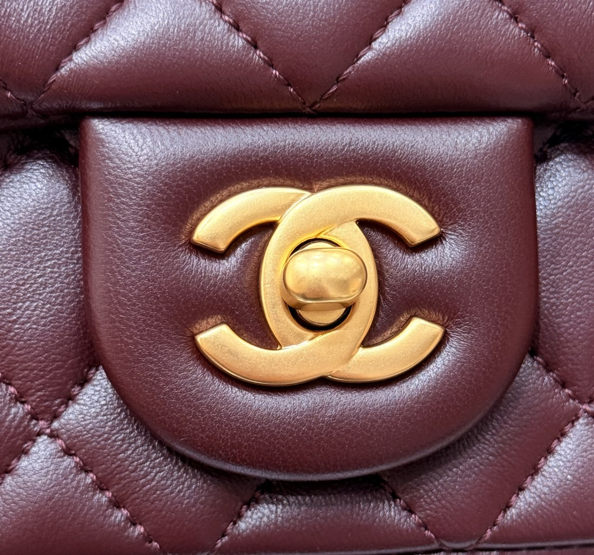 Classic Flap Large Mini (20cm) Bag (AS1787) in Burgundy Quilted Lambskin with Antique Gold-Tone Hardware & Globe Adjustable Gold Ball - Mocuir